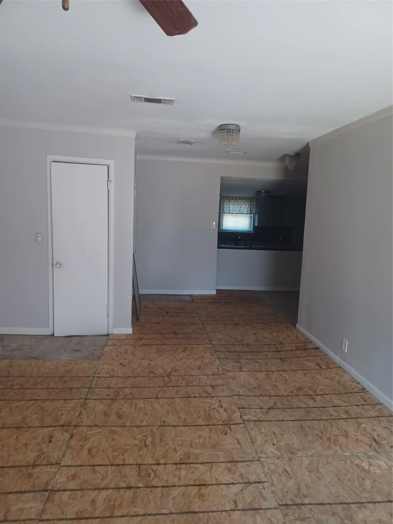 Single Family Residence For Sale in Tarrant County , 3858 Donalee Street, Fort Worth, Texas 76119, 3 Bedroom, 1 Bathroom, 1 Garage spaces, 1,040 Sqft, built in 1952, Preowned, mls#21172455, Real Estate Agent in Fort Worth, Homes For Sale in Tarrant county, Homes For Sale in Fort Worth, Realtor in Fort Worth Texas, Real Estate Brokerage Independent Realty Texas, Luminita Cordes Realtor