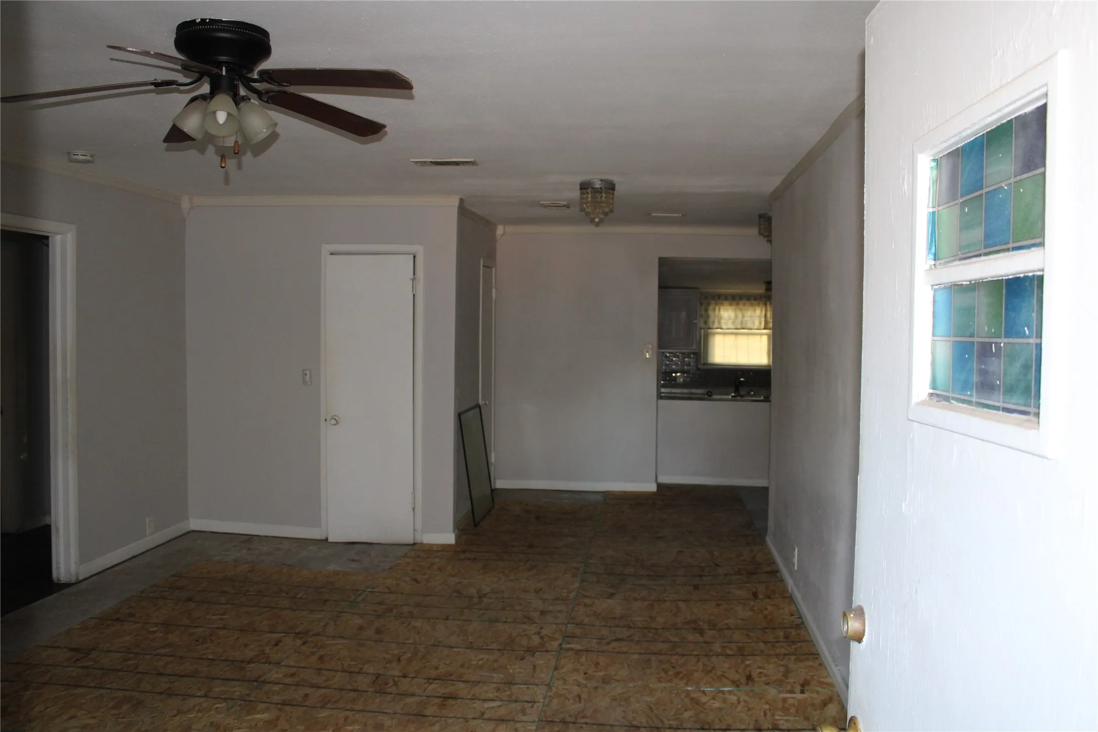 Single Family Residence For Sale in Tarrant County , 3858 Donalee Street, Fort Worth, Texas 76119, 3 Bedroom, 1 Bathroom, 1 Garage spaces, 1,040 Sqft, built in 1952, Preowned, mls#21172455, Real Estate Agent in Fort Worth, Homes For Sale in Tarrant county, Homes For Sale in Fort Worth, Realtor in Fort Worth Texas, Real Estate Brokerage Independent Realty Texas, Luminita Cordes Realtor