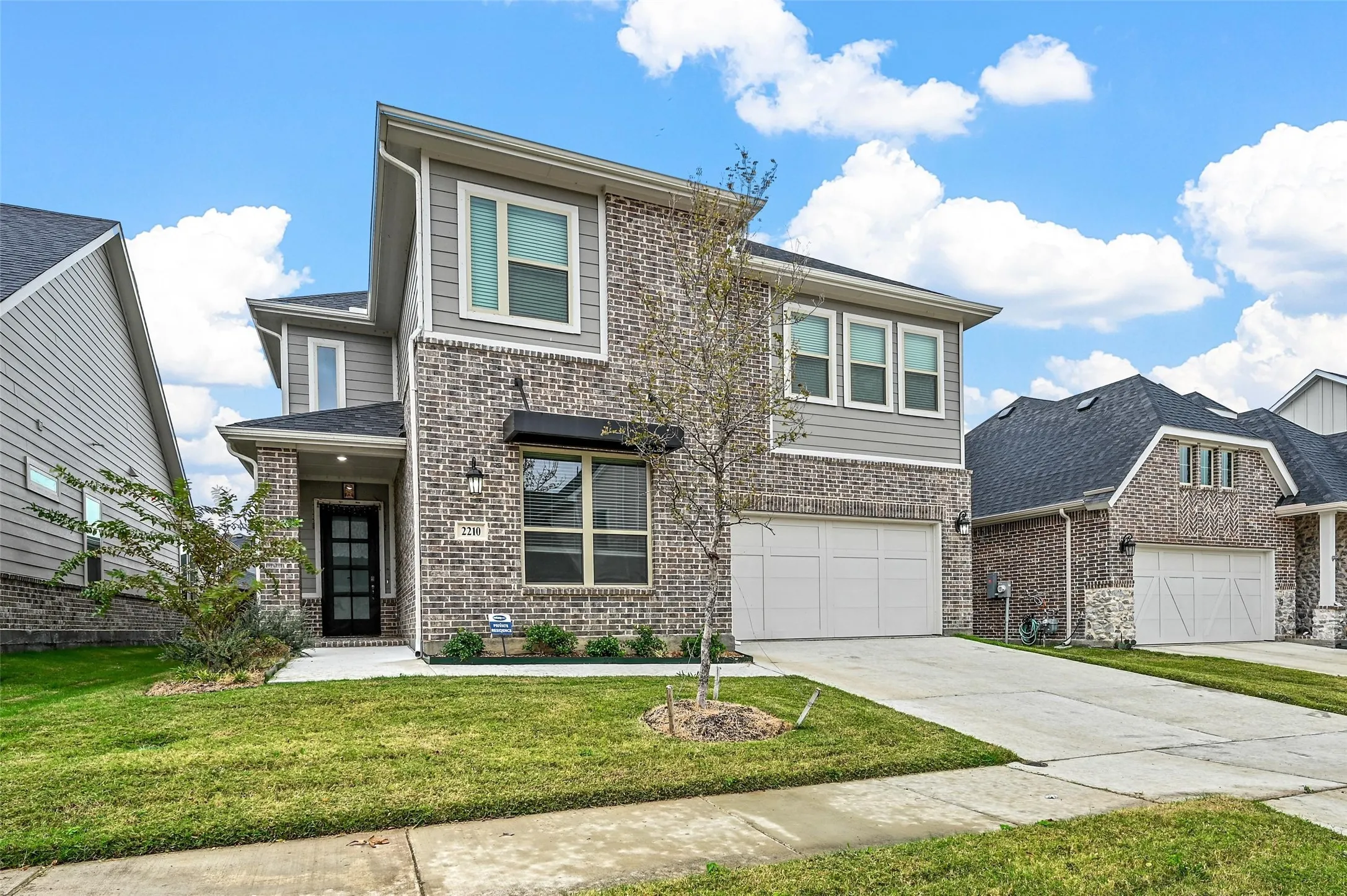 Single Family Residence For Sale in Dallas County , 2210 Balboa Drive, Rowlett, Texas 75088, 5 Bedrooms, 5 Bathrooms, 2 Garage spaces, 3,514 Sqft, built in 2024, Preowned, Price $671,999, mls#21174154, Real Estate Agent in Rowlett, Homes For Sale in Dallas county, Homes For Sale in Rowlett, Realtor in Rowlett Texas, Real Estate Brokerage Independent Realty Texas, Luminita Cordes Realtor