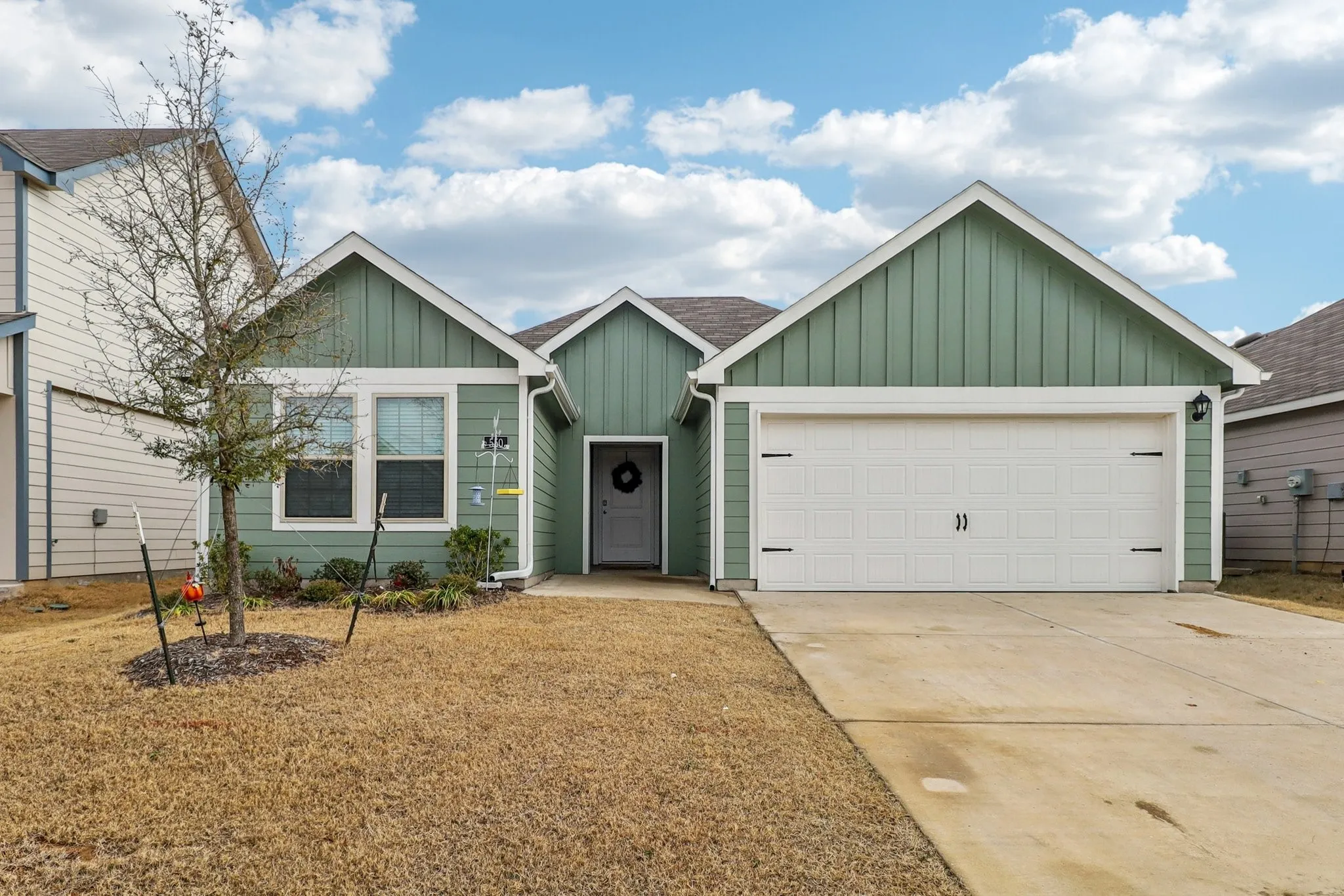 Single Family Residence For Sale in Van Zandt County , 550 Burnett Trail, Canton, Texas 75103, 4 Bedroom, 2 Bathroom, 2 Garage spaces, 1,738 Sqft, built in 2025, mls#21168987, Real Estate Agent in Canton, Homes For Sale in Van Zandt county, Homes For Sale in Canton, Realtor in Canton Texas, Real Estate Brokerage Independent Realty Texas, Luminita Cordes Realtor