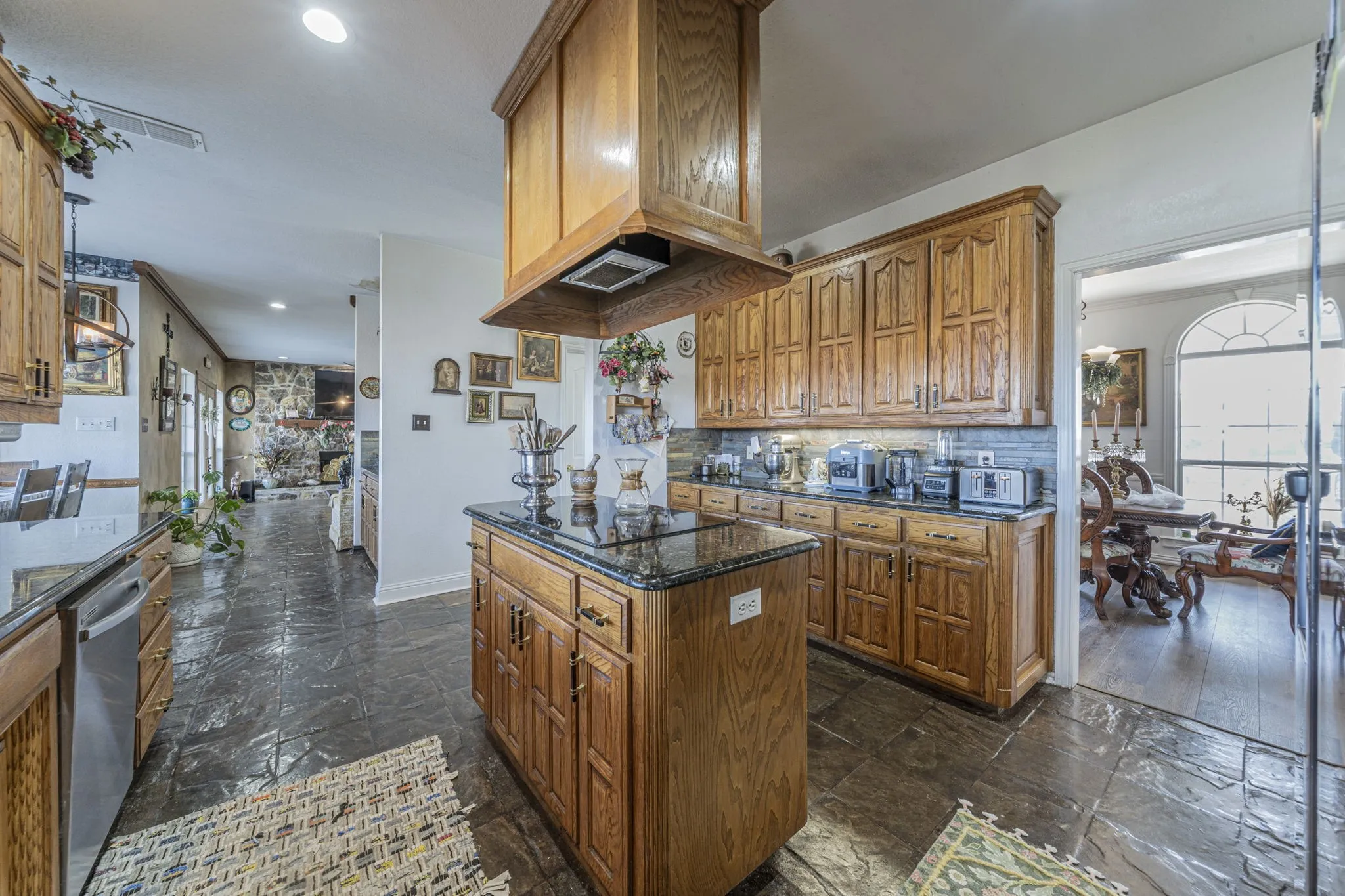 Farm For Sale in Johnson County , 6438 FM 4, Cleburne, Texas 76044, 4 Bedrooms, 3 Bathrooms, 2 Garage spaces, 2,630 Sqft, built in 2000, Price $677,500, mls#21173582, Real Estate Agent in Cleburne, Homes For Sale in Johnson county, Homes For Sale in Cleburne, Realtor in Cleburne Texas, Real Estate Brokerage Independent Realty Texas, Luminita Cordes Realtor
