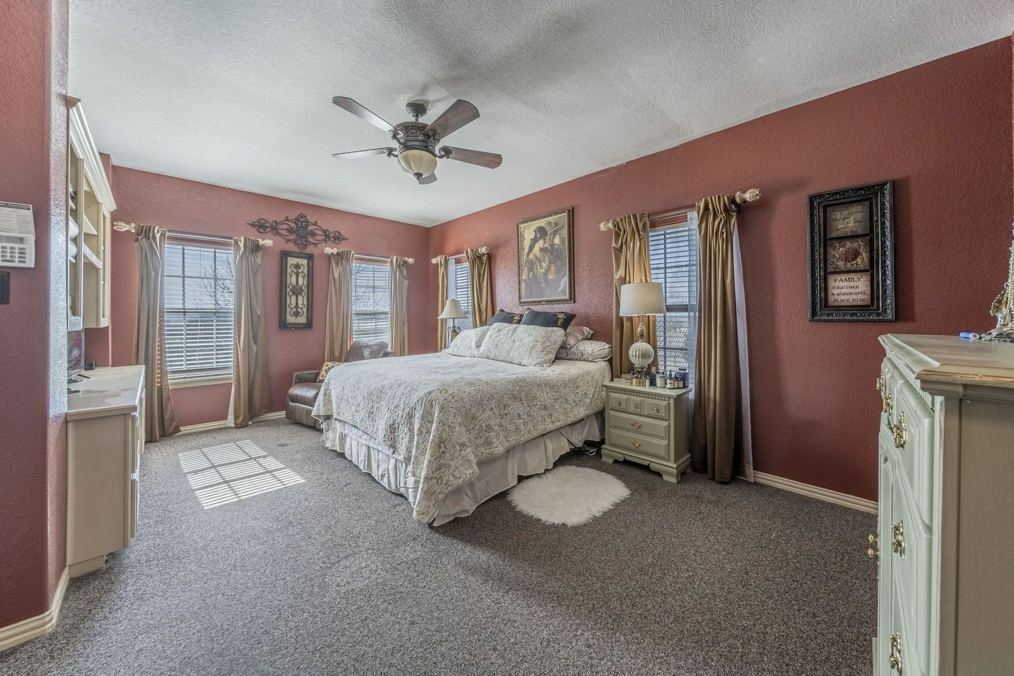 Farm For Sale in Johnson County , 6438 FM 4, Cleburne, Texas 76044, 4 Bedrooms, 3 Bathrooms, 2 Garage spaces, 2,630 Sqft, built in 2000, Price $677,500, mls#21173582, Real Estate Agent in Cleburne, Homes For Sale in Johnson county, Homes For Sale in Cleburne, Realtor in Cleburne Texas, Real Estate Brokerage Independent Realty Texas, Luminita Cordes Realtor