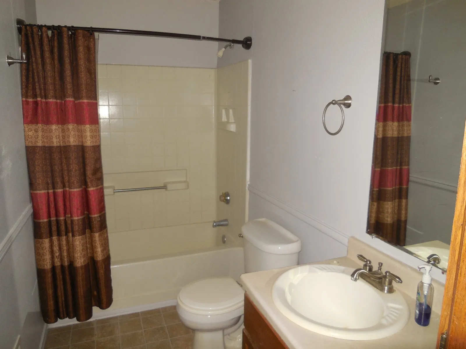 2nd Bathroom
