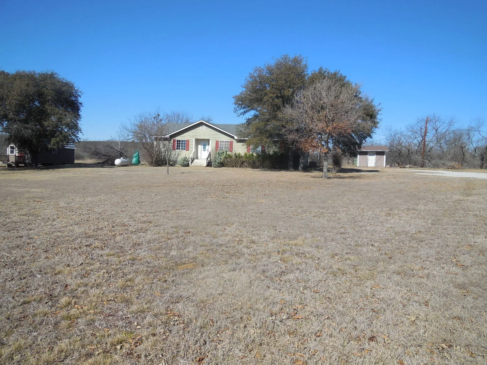 Single Family Residence For Sale in Eastland County , 6008 Interstate 20, Ranger, Texas 76470, 3 Bedroom, 2 Bathroom, Garage spaces, 1,432 Sqft, built in 1996, mls#21174389, Real Estate Agent in Ranger, Homes For Sale in Eastland county, Homes For Sale in Ranger, Realtor in Ranger Texas, Real Estate Brokerage Independent Realty Texas, Luminita Cordes Realtor