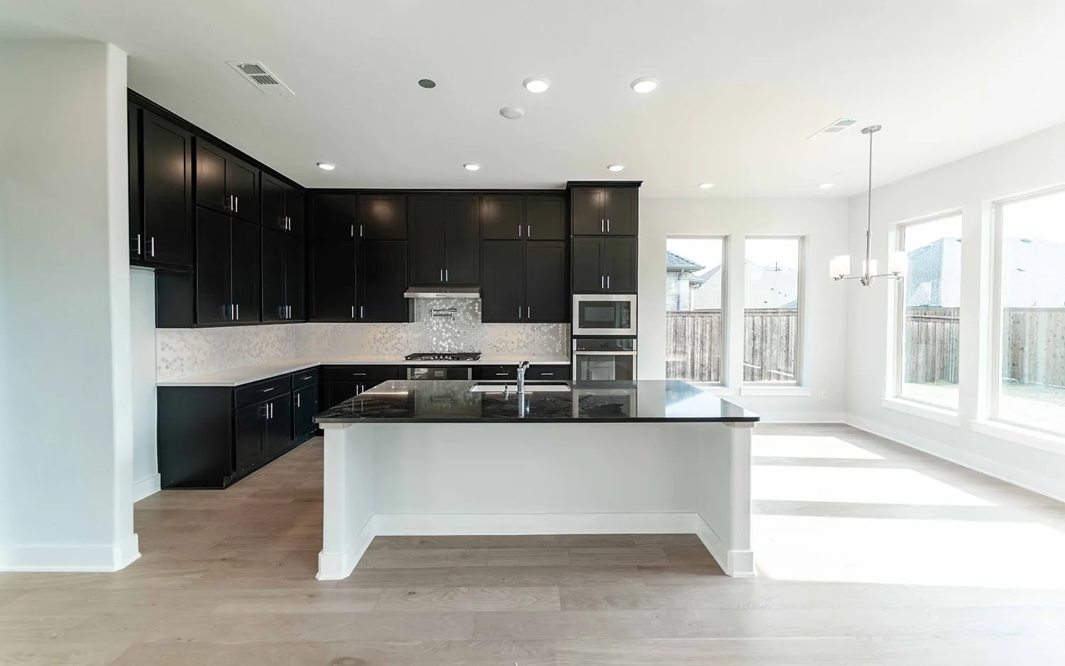 Single Family Residence For Sale in Rockwall County , 1903 Sicilia Lane, Mclendon Chisholm, Texas 75032, 5 Bedroom, 4 Bathroom, 2 Garage spaces, 4,299 Sqft, built in 2025, New Construction - Complete, mls#21172096, Real Estate Agent in Mclendon Chisholm, Homes For Sale in Rockwall county, Homes For Sale in Mclendon Chisholm, Realtor in Mclendon Chisholm Texas, Real Estate Brokerage Independent Realty Texas, Luminita Cordes Realtor
