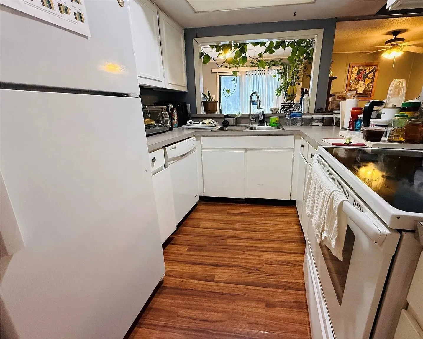 Townhouse For Sale in Dallas County , 2610 Santiago Circle, Grand Prairie, Texas 75052, 4 Bedrooms, 2 Bathrooms, 2 Garage spaces, 1,682 Sqft, built in 1973, Preowned, Price $180,000, mls#21173592, Real Estate Agent in Grand Prairie, Homes For Sale in Dallas county, Homes For Sale in Grand Prairie, Realtor in Grand Prairie Texas, Real Estate Brokerage Independent Realty Texas, Luminita Cordes Realtor