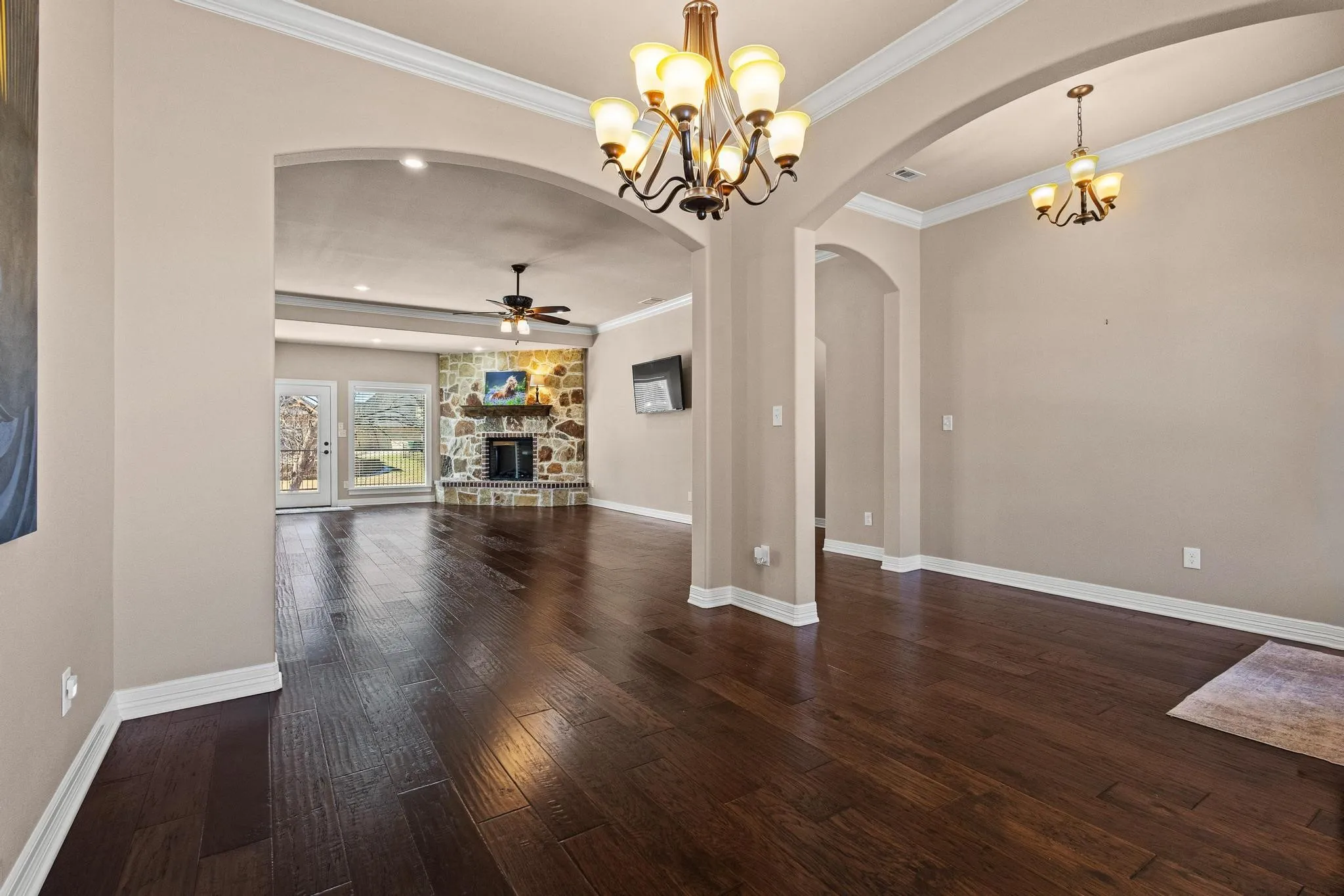 Single Family Residence For Sale in Grayson County , 1028 Addison Avenue, Pottsboro, Texas 75076, 3 Bedroom, 2 Bathroom, 2 Garage spaces, 2,713 Sqft, built in 2017, mls#21171523, Real Estate Agent in Pottsboro, Homes For Sale in Grayson county, Homes For Sale in Pottsboro, Realtor in Pottsboro Texas, Real Estate Brokerage Independent Realty Texas, Luminita Cordes Realtor