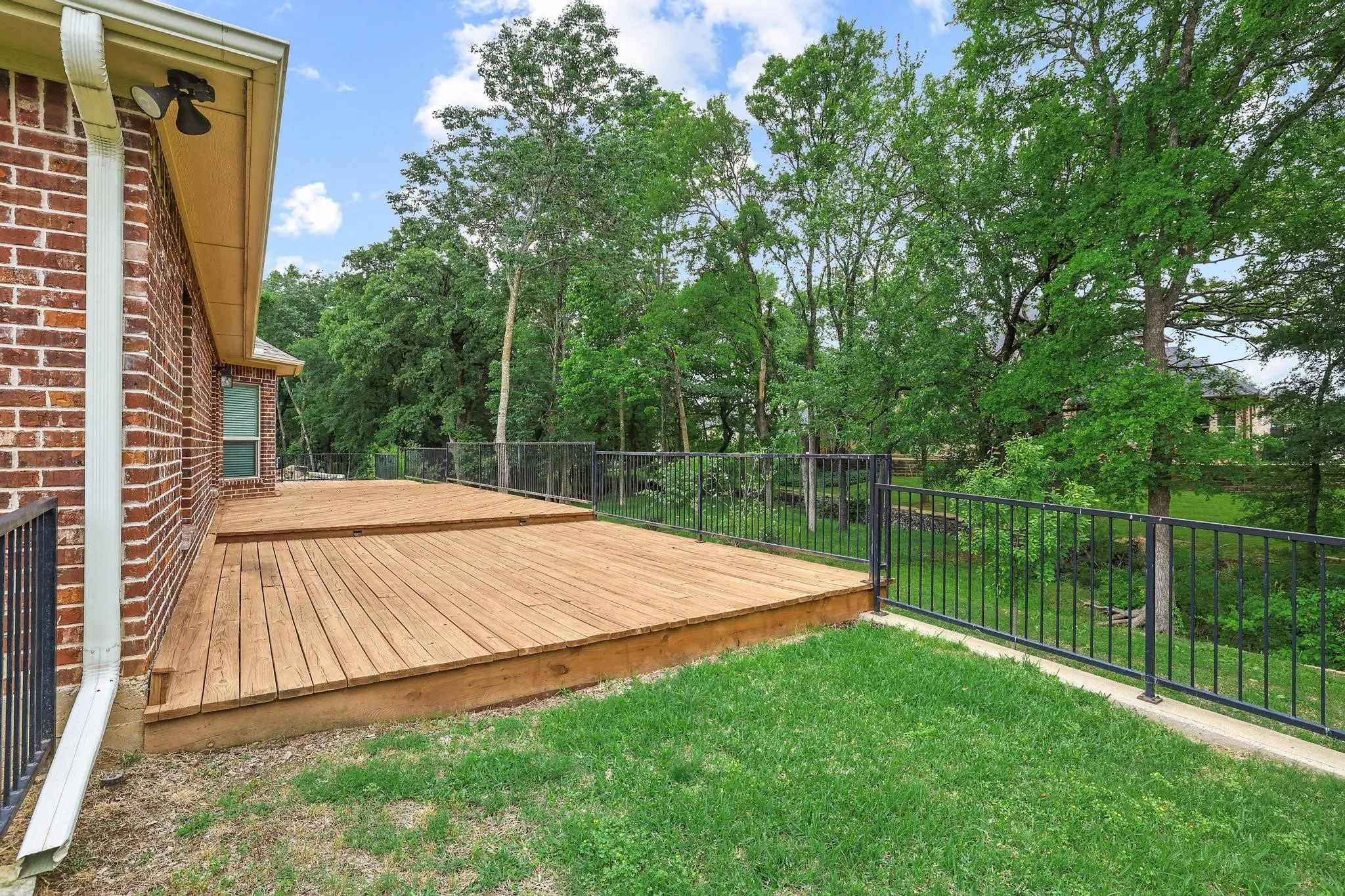 Single Family Residence For Sale in Grayson County , 1028 Addison Avenue, Pottsboro, Texas 75076, 3 Bedroom, 2 Bathroom, 2 Garage spaces, 2,713 Sqft, built in 2017, mls#21171523, Real Estate Agent in Pottsboro, Homes For Sale in Grayson county, Homes For Sale in Pottsboro, Realtor in Pottsboro Texas, Real Estate Brokerage Independent Realty Texas, Luminita Cordes Realtor
