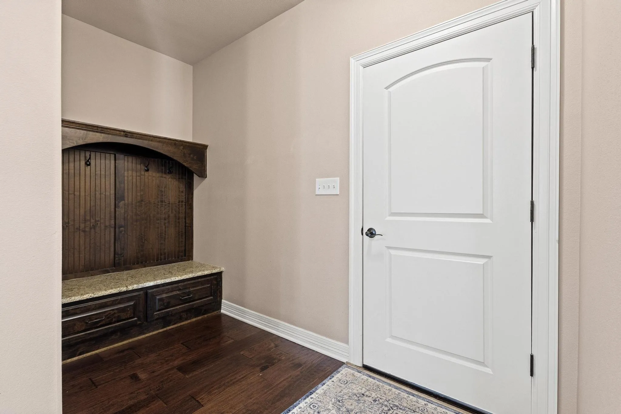 Single Family Residence For Sale in Grayson County , 1028 Addison Avenue, Pottsboro, Texas 75076, 3 Bedroom, 2 Bathroom, 2 Garage spaces, 2,713 Sqft, built in 2017, mls#21171523, Real Estate Agent in Pottsboro, Homes For Sale in Grayson county, Homes For Sale in Pottsboro, Realtor in Pottsboro Texas, Real Estate Brokerage Independent Realty Texas, Luminita Cordes Realtor