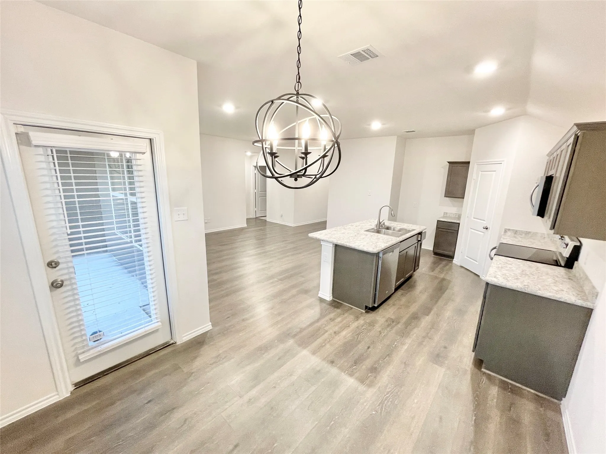 Single Family Residence For Rent in Hunt County , 1125 Silver Maple Lane, Royse City, Texas 75189, 3 Bedrooms, 2 Bathrooms, 2 Garage spaces, 1,444 Sqft, built in 2020, Preowned, Price $1,895, mls#21165525, Real Estate Agent in Royse City, Homes For Rent in Hunt county, Homes For Rent in Royse City, Realtor in Royse City Texas, Real Estate Brokerage Independent Realty Texas, Luminita Cordes Realtor