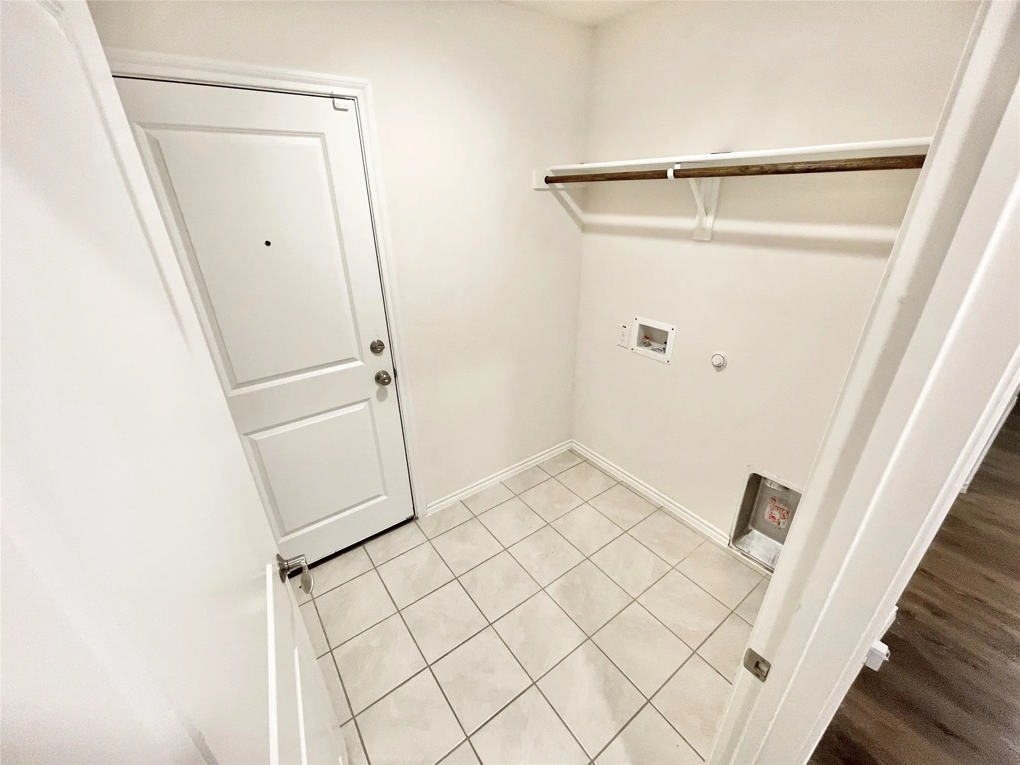 Single Family Residence For Rent in Hunt County , 1125 Silver Maple Lane, Royse City, Texas 75189, 3 Bedrooms, 2 Bathrooms, 2 Garage spaces, 1,444 Sqft, built in 2020, Preowned, Price $1,895, mls#21165525, Real Estate Agent in Royse City, Homes For Rent in Hunt county, Homes For Rent in Royse City, Realtor in Royse City Texas, Real Estate Brokerage Independent Realty Texas, Luminita Cordes Realtor