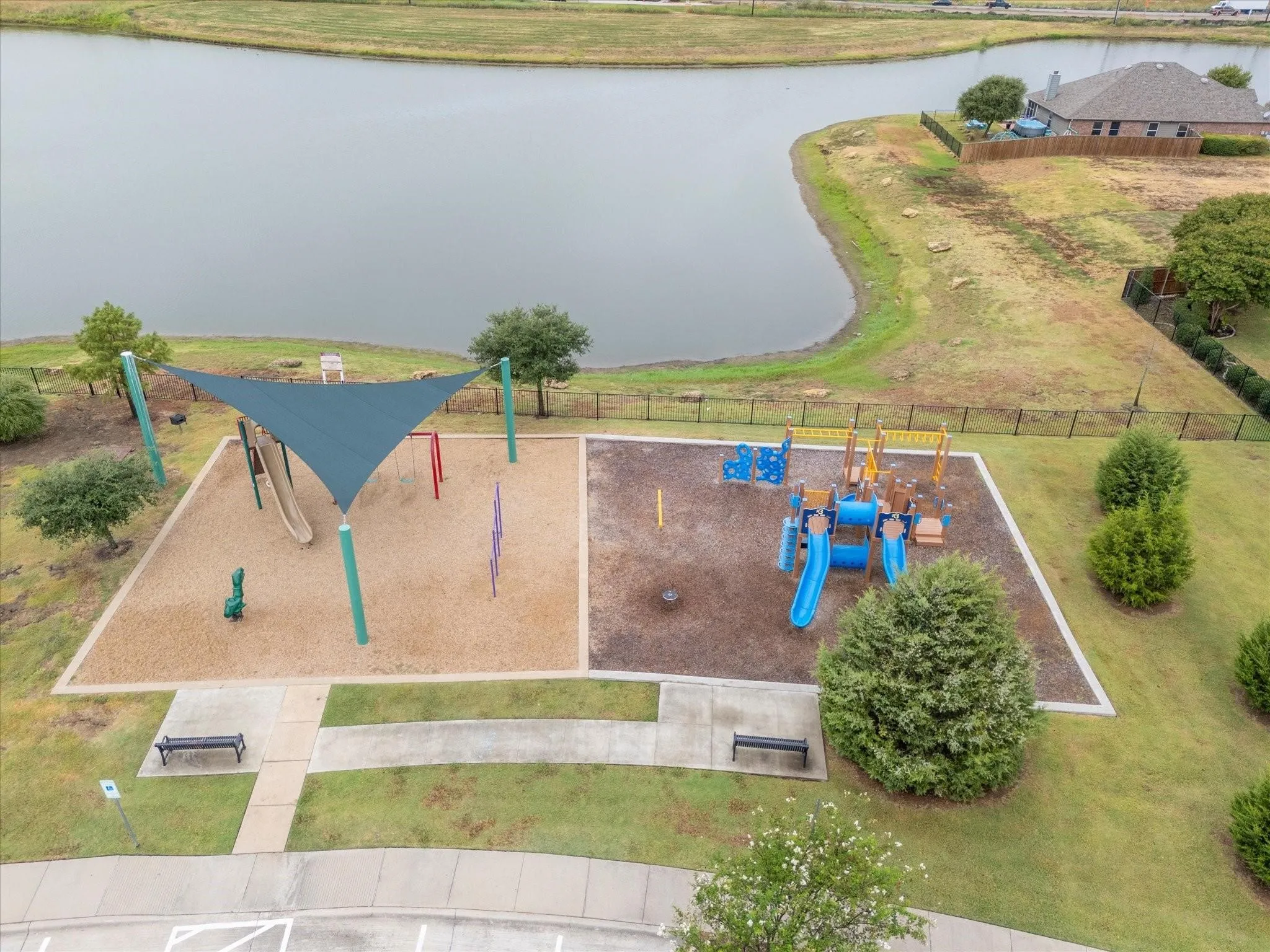 Single Family Residence For Rent in Hunt County , 1125 Silver Maple Lane, Royse City, Texas 75189, 3 Bedrooms, 2 Bathrooms, 2 Garage spaces, 1,444 Sqft, built in 2020, Preowned, Price $1,895, mls#21165525, Real Estate Agent in Royse City, Homes For Rent in Hunt county, Homes For Rent in Royse City, Realtor in Royse City Texas, Real Estate Brokerage Independent Realty Texas, Luminita Cordes Realtor