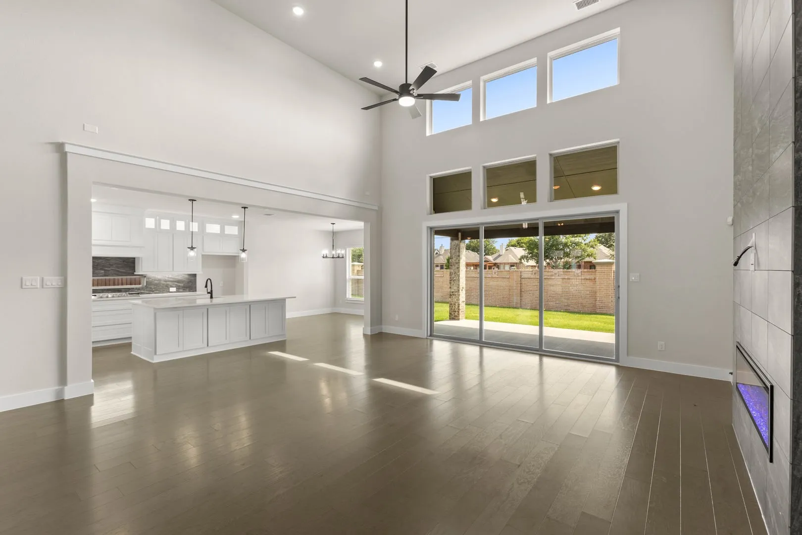 2565 Riverchase-Living Room-2