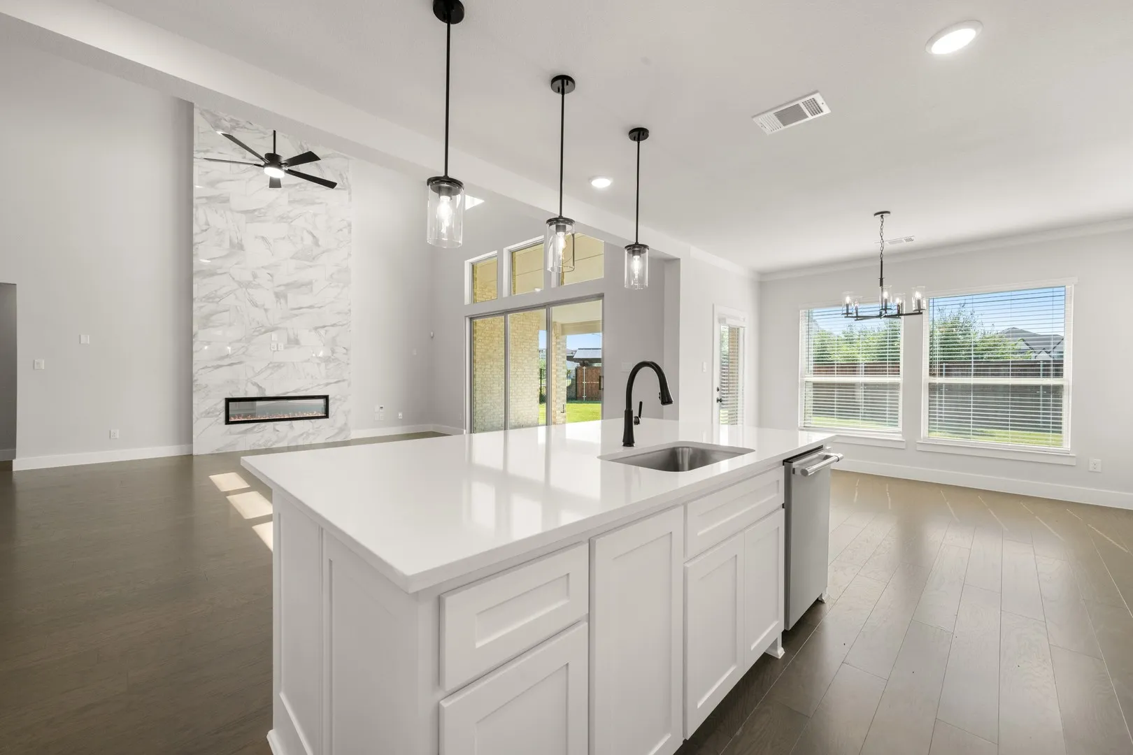 2549 Baypoint- Kitchen-4