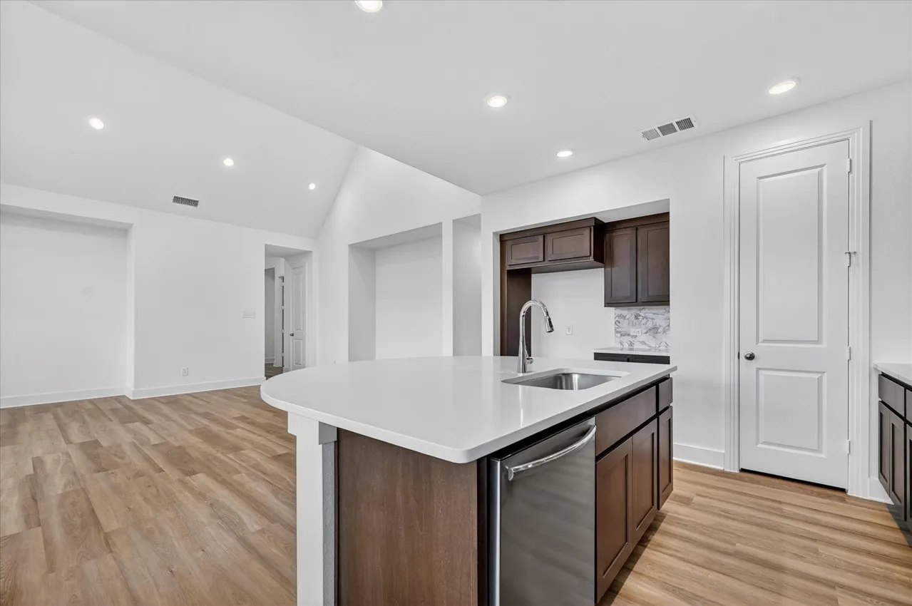 Single Family Residence For Sale in Rockwall County , 1121 Falls Rush Way, Royse City, Texas 75189, 4 Bedroom, 3 Bathroom, 2 Garage spaces, 2,267 Sqft, built in 2026, New Construction - Incomplete, mls#21174292, Real Estate Agent in Royse City, Homes For Sale in Rockwall county, Homes For Sale in Royse City, Realtor in Royse City Texas, Real Estate Brokerage Independent Realty Texas, Luminita Cordes Realtor