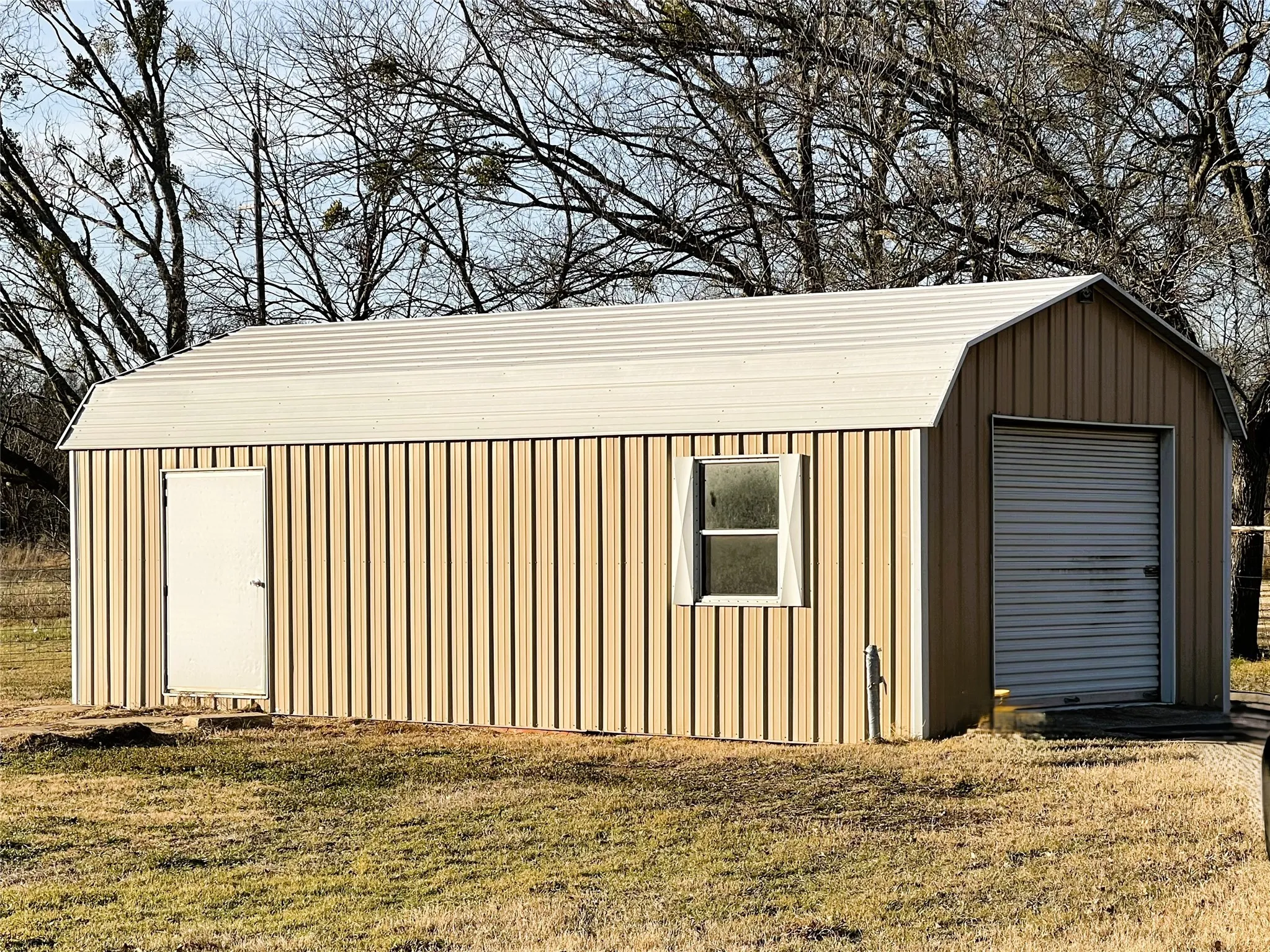 Single Family Residence For Sale in Freestone County , 107 S Highway 14, Wortham, Texas 76693, 5 Bedrooms, 4 Bathrooms, Garage spaces, 3,168 Sqft, built in 2008, Price $730,000, mls#21166372, Real Estate Agent in Wortham, Homes For Sale in Freestone county, Homes For Sale in Wortham, Realtor in Wortham Texas, Real Estate Brokerage Independent Realty Texas, Luminita Cordes Realtor