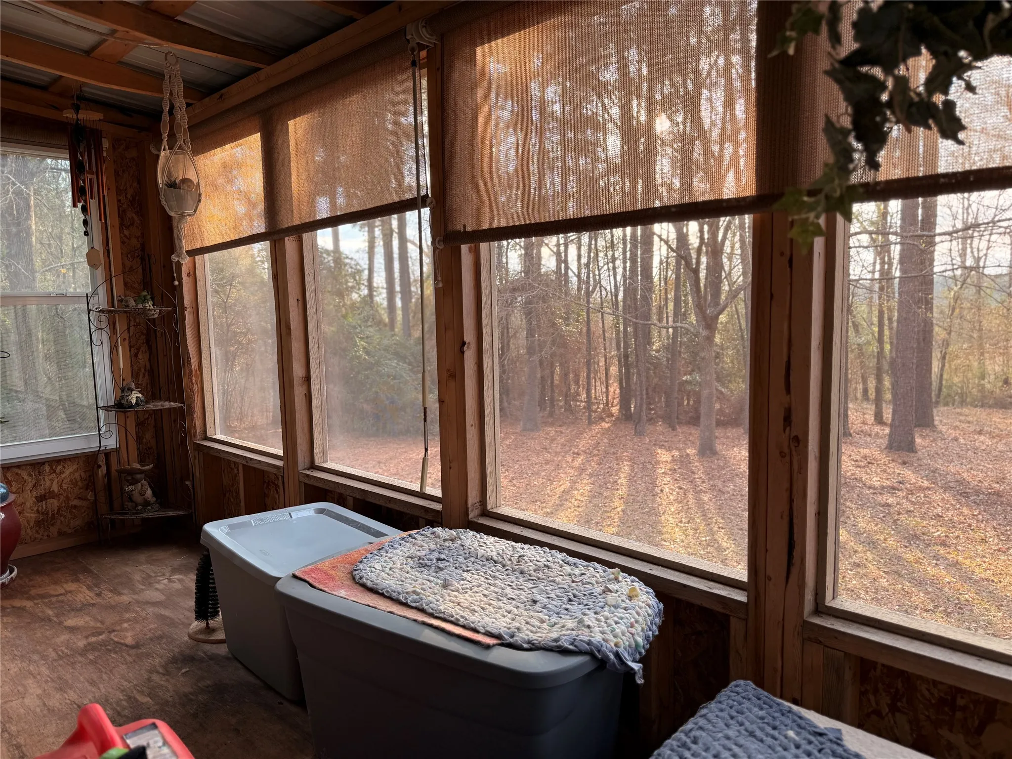 Manufactured Home For Sale in Marion County , 383 Randall Ave, Jefferson, Texas 75657, 3 Bedrooms, 2 Bathrooms, Garage spaces, 16,801 Sqft, built in 1997, Price $139,900, mls#21174792, Real Estate Agent in Jefferson, Homes For Sale in Marion county, Homes For Sale in Jefferson, Realtor in Jefferson Texas, Real Estate Brokerage Independent Realty Texas, Luminita Cordes Realtor