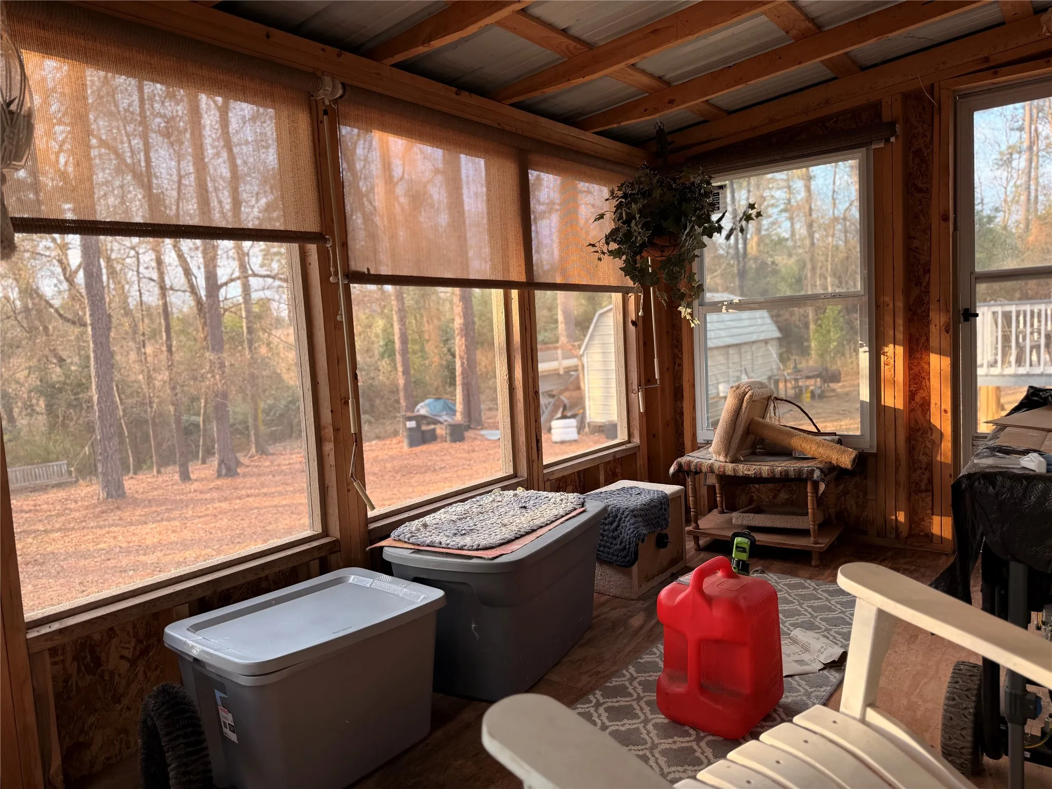 Manufactured Home For Sale in Marion County , 383 Randall Ave, Jefferson, Texas 75657, 3 Bedrooms, 2 Bathrooms, Garage spaces, 16,801 Sqft, built in 1997, Price $139,900, mls#21174792, Real Estate Agent in Jefferson, Homes For Sale in Marion county, Homes For Sale in Jefferson, Realtor in Jefferson Texas, Real Estate Brokerage Independent Realty Texas, Luminita Cordes Realtor