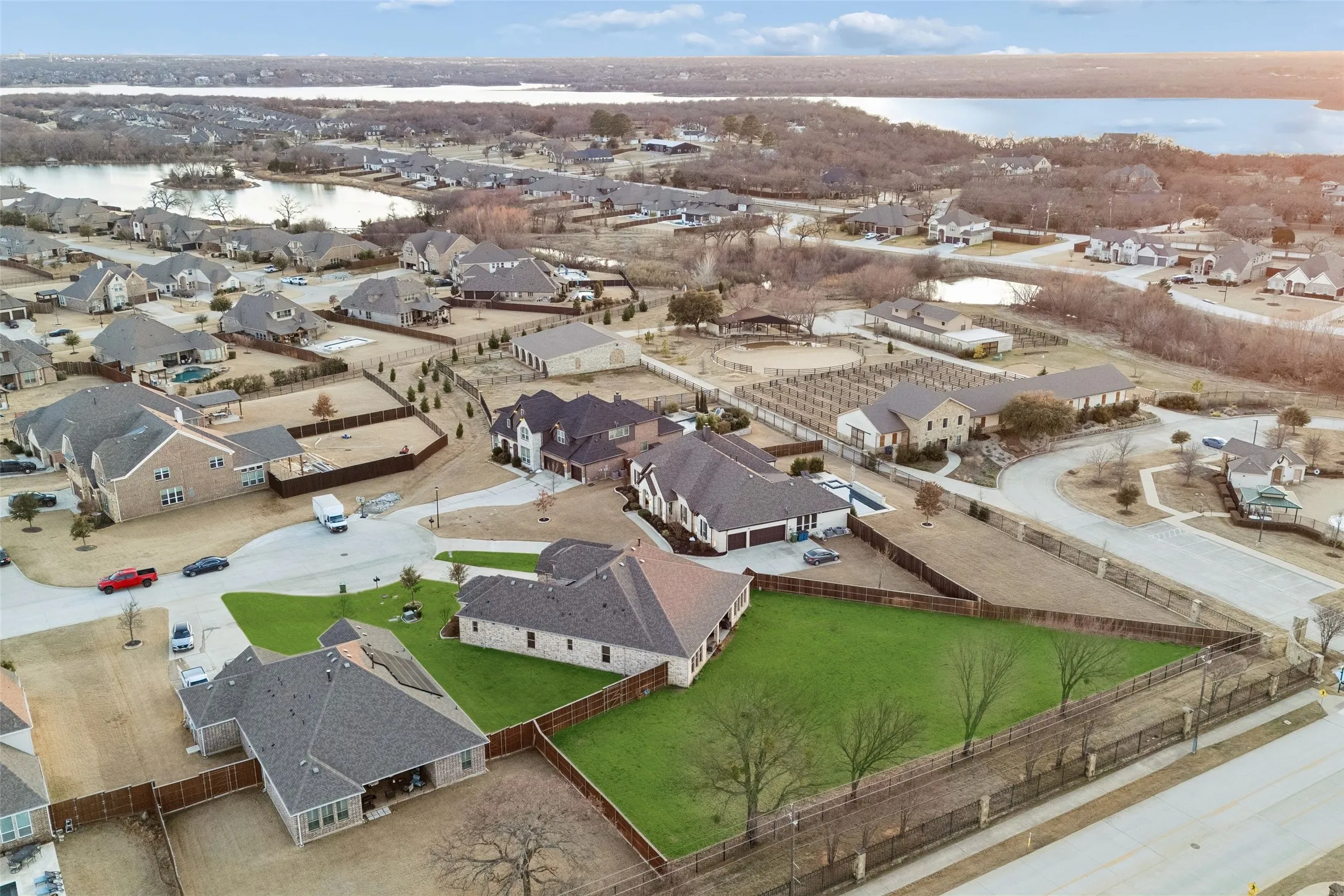 Single Family Residence For Sale in Denton County , 203 Citation Lane, Hickory Creek, Texas 75065, 4 Bedroom, 4 Bathroom, 3 Garage spaces, 3,275 Sqft, built in 2020, Preowned, mls#21166880, Real Estate Agent in Hickory Creek, Homes For Sale in Denton county, Homes For Sale in Hickory Creek, Realtor in Hickory Creek Texas, Real Estate Brokerage Independent Realty Texas, Luminita Cordes Realtor