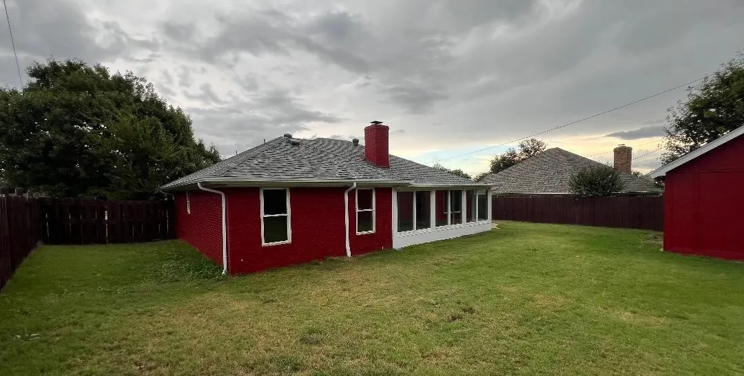 Single Family Residence For Rent in Johnson County , 1500 Hyde Park Boulevard, Cleburne, Texas 76033, 3 Bedrooms, 2 Bathrooms, 2 Garage spaces, 1,635 Sqft, built in 1987, Preowned, Price $2,150, mls#21174931, Real Estate Agent in Cleburne, Homes For Rent in Johnson county, Homes For Rent in Cleburne, Realtor in Cleburne Texas, Real Estate Brokerage Independent Realty Texas, Luminita Cordes Realtor