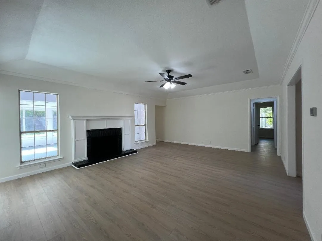 Single Family Residence For Rent in Johnson County , 1500 Hyde Park Boulevard, Cleburne, Texas 76033, 3 Bedrooms, 2 Bathrooms, 2 Garage spaces, 1,635 Sqft, built in 1987, Preowned, Price $2,150, mls#21174931, Real Estate Agent in Cleburne, Homes For Rent in Johnson county, Homes For Rent in Cleburne, Realtor in Cleburne Texas, Real Estate Brokerage Independent Realty Texas, Luminita Cordes Realtor