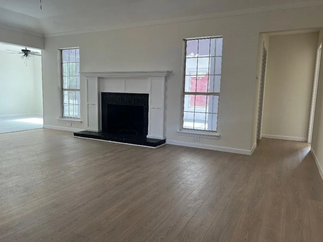 Single Family Residence For Rent in Johnson County , 1500 Hyde Park Boulevard, Cleburne, Texas 76033, 3 Bedrooms, 2 Bathrooms, 2 Garage spaces, 1,635 Sqft, built in 1987, Preowned, Price $2,150, mls#21174931, Real Estate Agent in Cleburne, Homes For Rent in Johnson county, Homes For Rent in Cleburne, Realtor in Cleburne Texas, Real Estate Brokerage Independent Realty Texas, Luminita Cordes Realtor