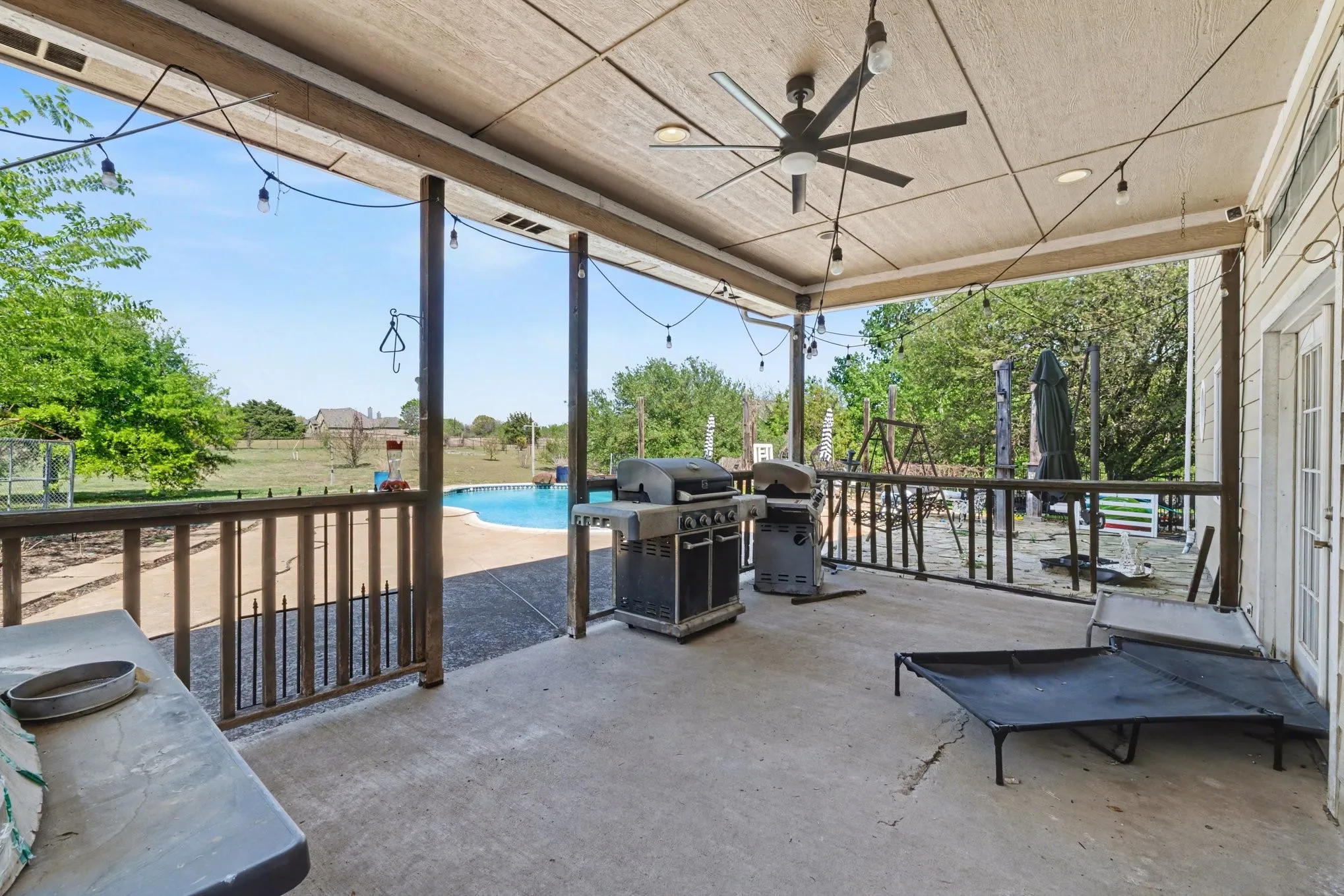 Single Family Residence For Sale in Collin County , 1751 Stacy Road, Fairview, Texas 75069, 6 Bedroom, 5 Bathroom, 4 Garage spaces, 5,377 Sqft, built in 2001, Preowned, mls#21175010, Real Estate Agent in Fairview, Homes For Sale in Collin county, Homes For Sale in Fairview, Realtor in Fairview Texas, Real Estate Brokerage Independent Realty Texas, Luminita Cordes Realtor