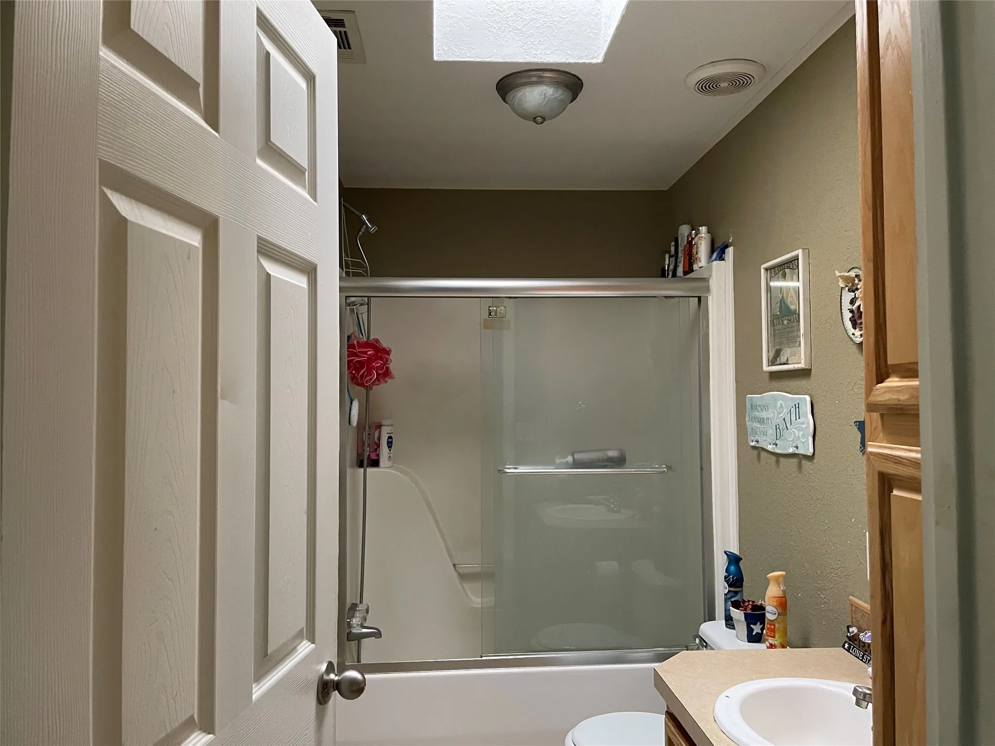 Mobile Home For Sale in Van Zandt County , 5615 Vz County Road 1222, Grand Saline, Texas 75140, 3 Bedroom, 2 Bathroom, Garage spaces, 1,680 Sqft, built in 1999, mls#21175194, Real Estate Agent in Grand Saline, Homes For Sale in Van Zandt county, Homes For Sale in Grand Saline, Realtor in Grand Saline Texas, Real Estate Brokerage Independent Realty Texas, Luminita Cordes Realtor