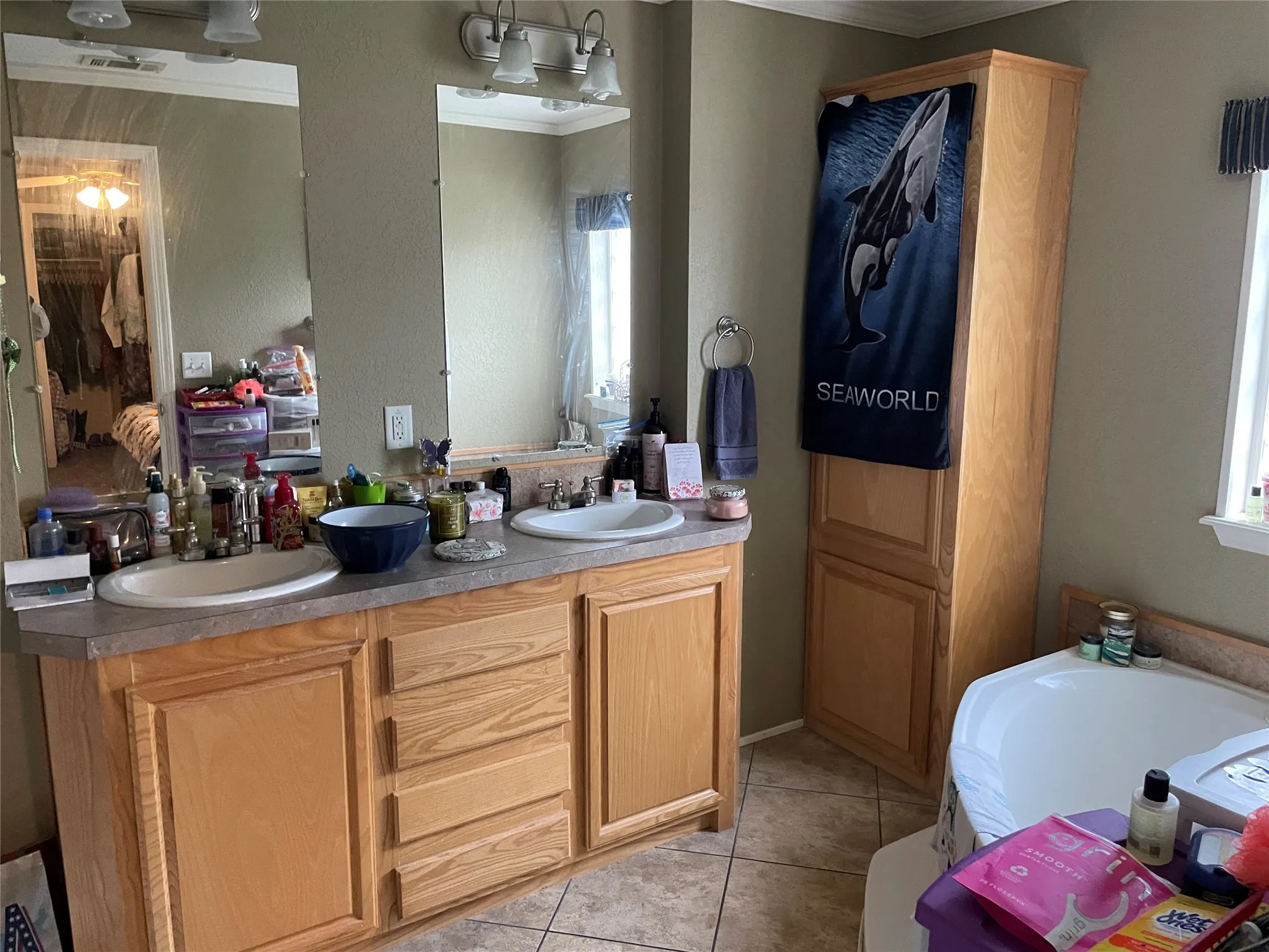 Mobile Home For Sale in Van Zandt County , 5615 Vz County Road 1222, Grand Saline, Texas 75140, 3 Bedroom, 2 Bathroom, Garage spaces, 1,680 Sqft, built in 1999, mls#21175194, Real Estate Agent in Grand Saline, Homes For Sale in Van Zandt county, Homes For Sale in Grand Saline, Realtor in Grand Saline Texas, Real Estate Brokerage Independent Realty Texas, Luminita Cordes Realtor