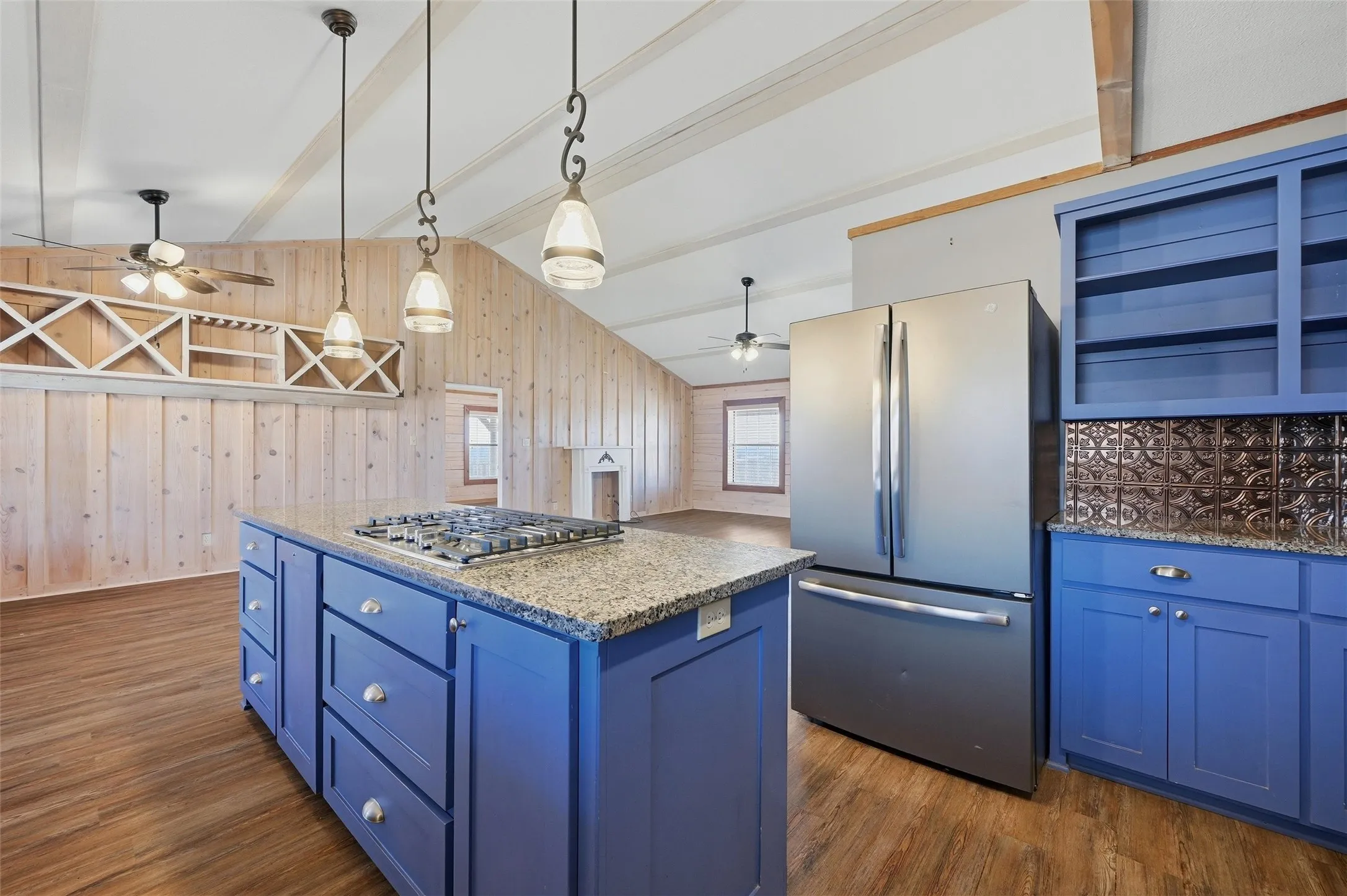 Single Family Residence For Sale in Montague County , 3078 Admire Road, Nocona, Texas 76255, 2 Bedroom, 2 Bathroom, 2 Garage spaces, 1,500 Sqft, built in 2002, Preowned, mls#21158821, Real Estate Agent in Nocona, Homes For Sale in Montague county, Homes For Sale in Nocona, Realtor in Nocona Texas, Real Estate Brokerage Independent Realty Texas, Luminita Cordes Realtor