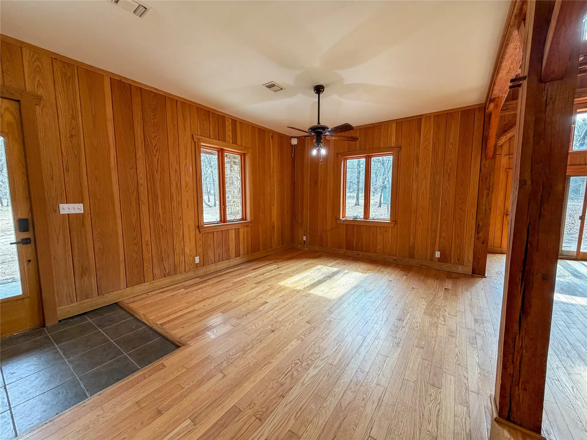 Single Family Residence For Sale in Wise County , 322 Wild Wood Drive, Decatur, Texas 76234, 4 Bedroom, 3 Bathroom, Garage spaces, 3,789 Sqft, built in 1994, Preowned, mls#21165389, Real Estate Agent in Decatur, Homes For Sale in Wise county, Homes For Sale in Decatur, Realtor in Decatur Texas, Real Estate Brokerage Independent Realty Texas, Luminita Cordes Realtor