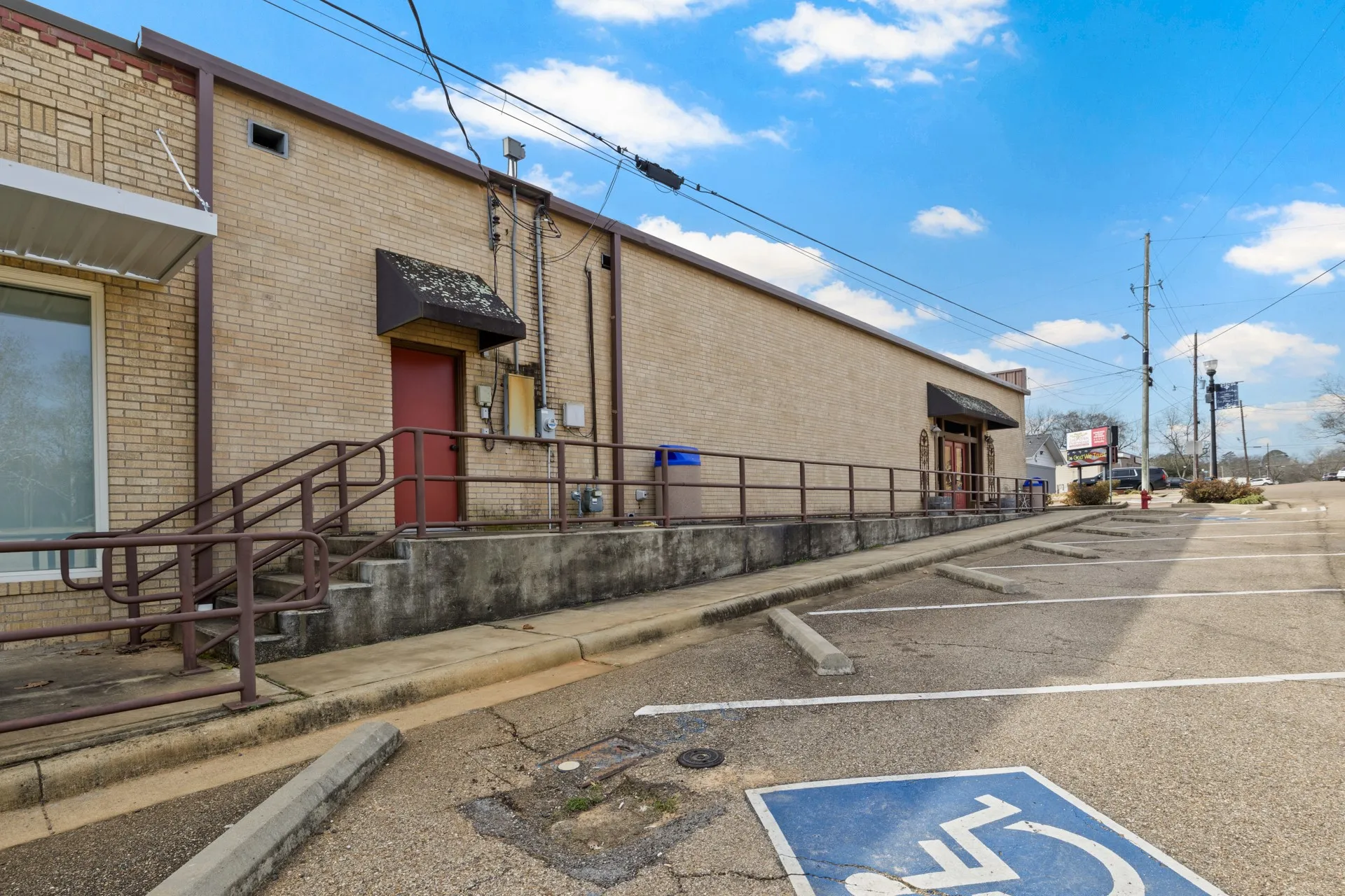 Retail For Sale in Morris County , 112 N Lamar Street, Daingerfield, Texas 75638, 0, 0, Garage spaces, 0 Sqft, built in 1950, Preowned, Price $194,500, mls#21173368, Real Estate Agent in Daingerfield, Homes For Sale in Morris county, Homes For Sale in Daingerfield, Realtor in Daingerfield Texas, Real Estate Brokerage Independent Realty Texas, Luminita Cordes Realtor