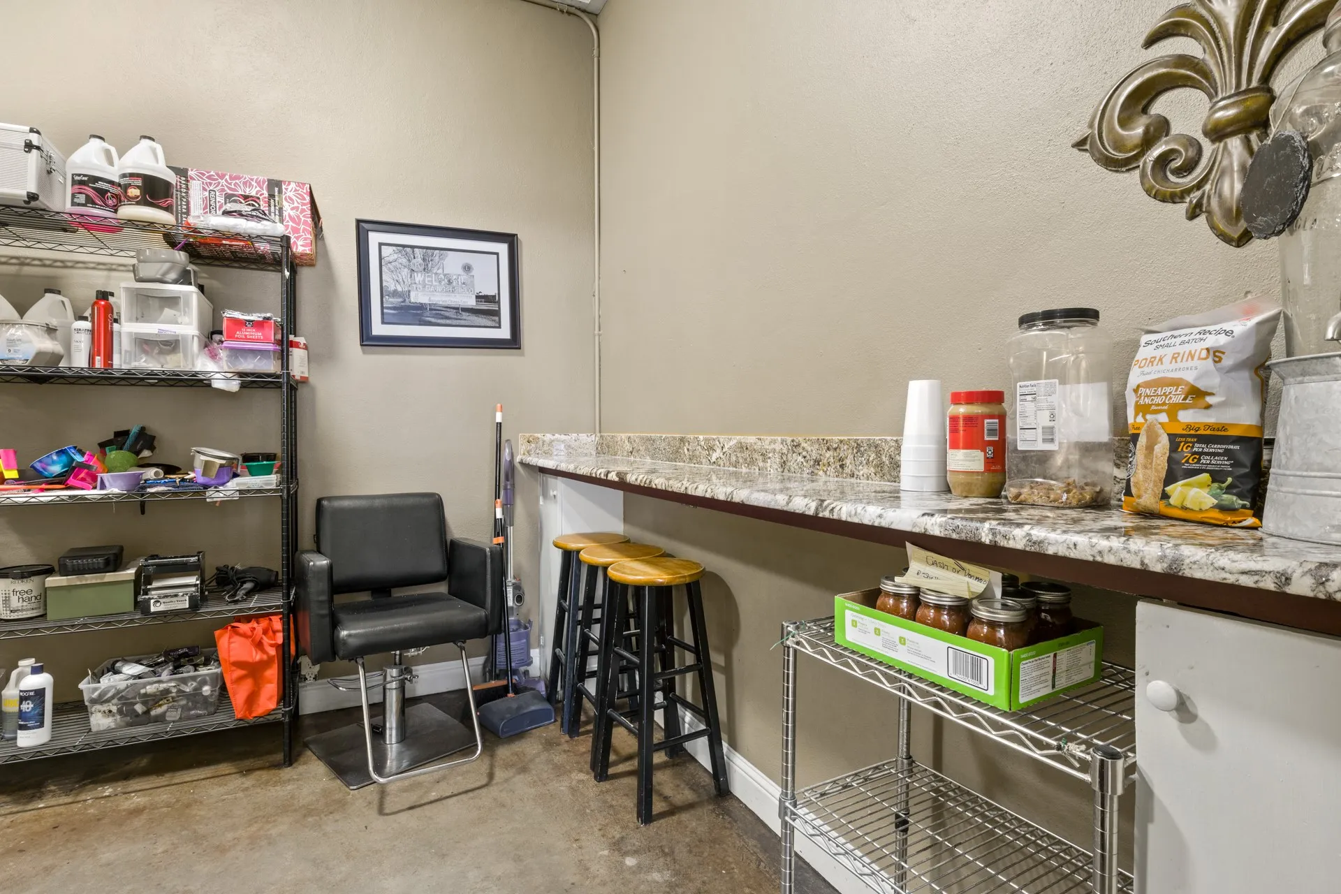 Retail For Sale in Morris County , 112 N Lamar Street, Daingerfield, Texas 75638, 0, 0, Garage spaces, 0 Sqft, built in 1950, Preowned, Price $194,500, mls#21173368, Real Estate Agent in Daingerfield, Homes For Sale in Morris county, Homes For Sale in Daingerfield, Realtor in Daingerfield Texas, Real Estate Brokerage Independent Realty Texas, Luminita Cordes Realtor