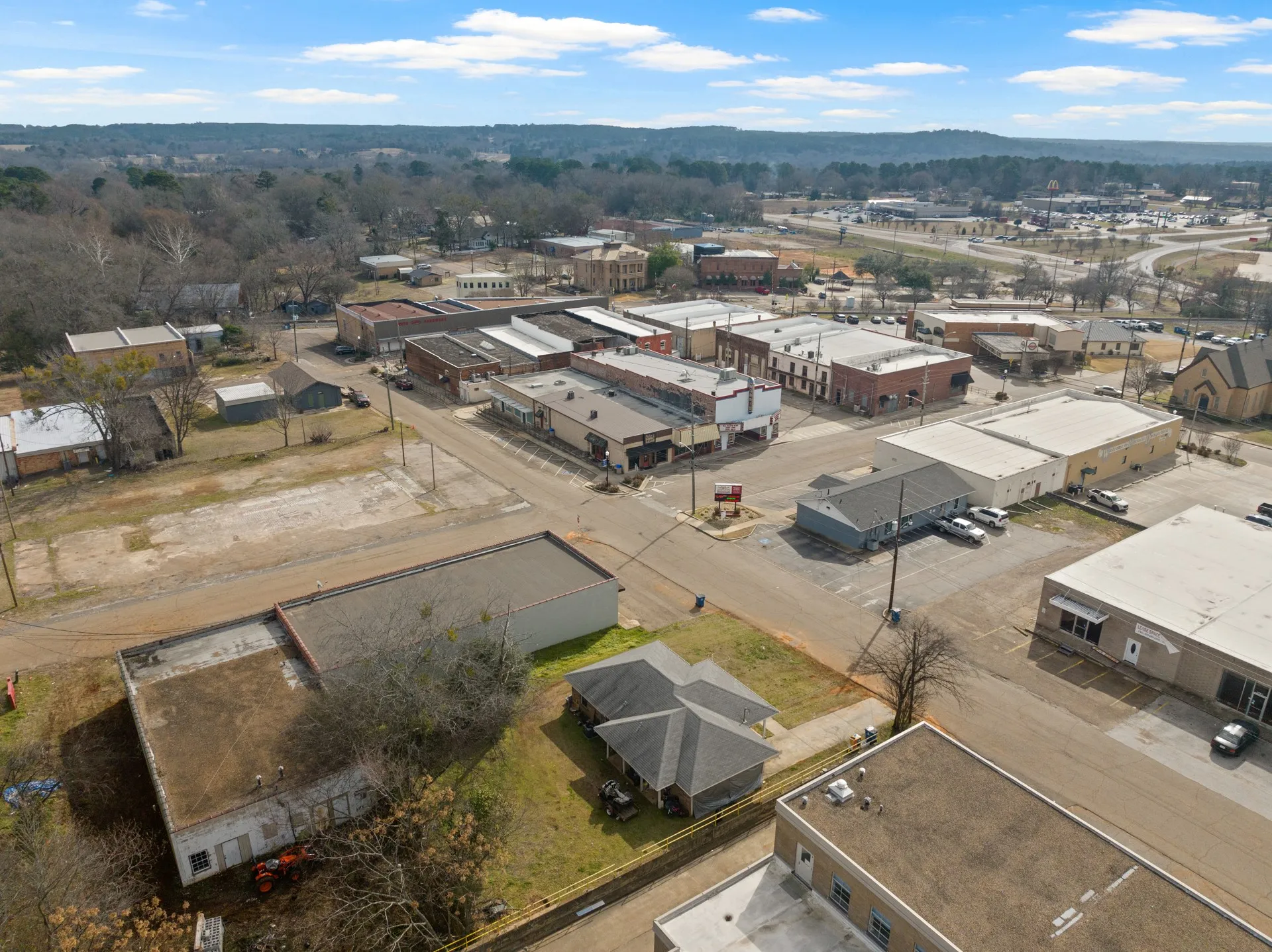 Retail For Sale in Morris County , 112 N Lamar Street, Daingerfield, Texas 75638, 0, 0, Garage spaces, 0 Sqft, built in 1950, Preowned, Price $194,500, mls#21173368, Real Estate Agent in Daingerfield, Homes For Sale in Morris county, Homes For Sale in Daingerfield, Realtor in Daingerfield Texas, Real Estate Brokerage Independent Realty Texas, Luminita Cordes Realtor