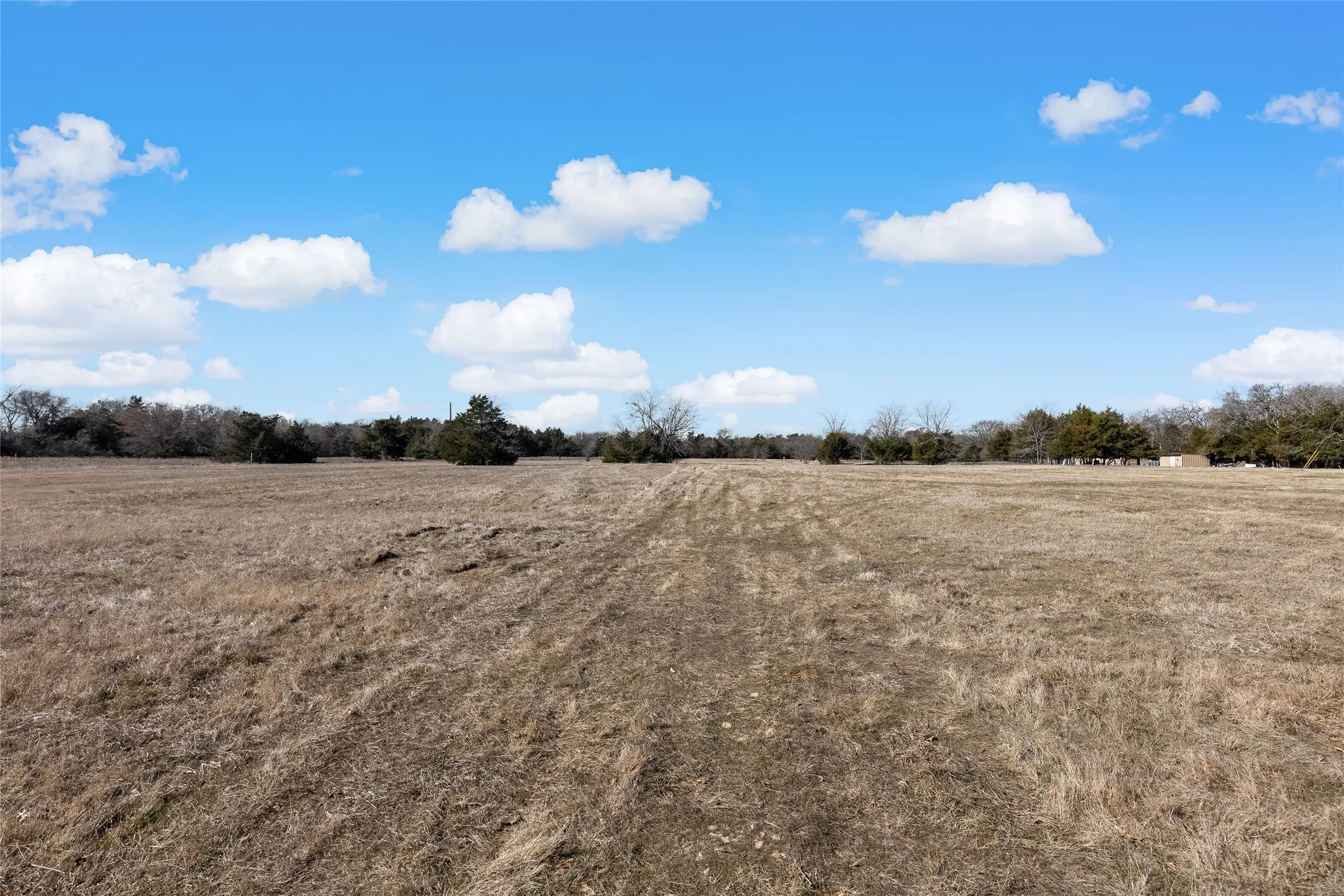 View of local wilderness with rural landscape