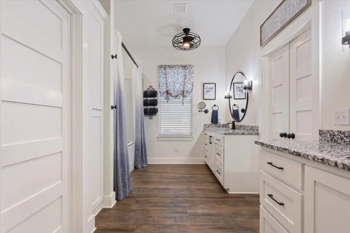 Single Family Residence For Sale in Mc Lennan County , 1652 Mount Moriah Road, Riesel, Texas 76682, 3 Bedroom, 3 Bathroom, 3 Garage spaces, 2,690 Sqft, built in 2023, mls#21175172, Real Estate Agent in Riesel, Homes For Sale in Mc Lennan county, Homes For Sale in Riesel, Realtor in Riesel Texas, Real Estate Brokerage Independent Realty Texas, Luminita Cordes Realtor
