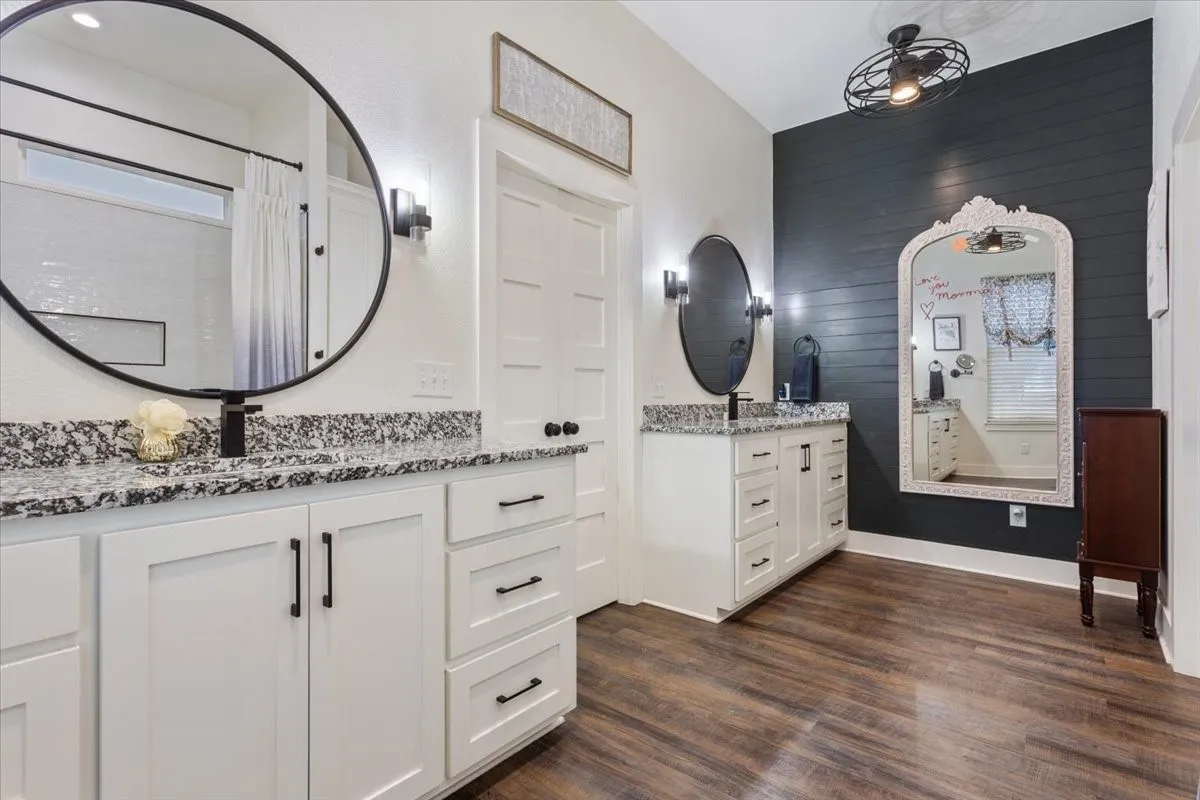 Single Family Residence For Sale in Mc Lennan County , 1652 Mount Moriah Road, Riesel, Texas 76682, 3 Bedroom, 3 Bathroom, 3 Garage spaces, 2,690 Sqft, built in 2023, mls#21175172, Real Estate Agent in Riesel, Homes For Sale in Mc Lennan county, Homes For Sale in Riesel, Realtor in Riesel Texas, Real Estate Brokerage Independent Realty Texas, Luminita Cordes Realtor