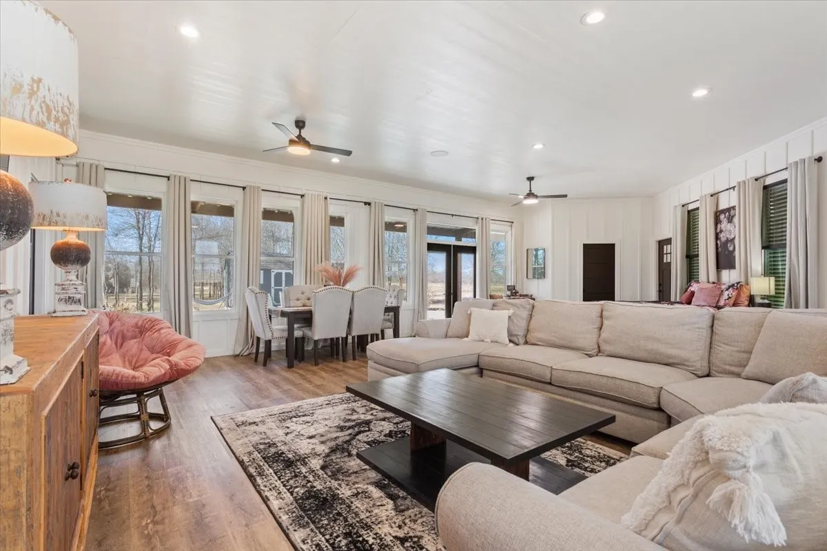 Single Family Residence For Sale in Mc Lennan County , 1652 Mount Moriah Road, Riesel, Texas 76682, 3 Bedroom, 3 Bathroom, 3 Garage spaces, 2,690 Sqft, built in 2023, mls#21175172, Real Estate Agent in Riesel, Homes For Sale in Mc Lennan county, Homes For Sale in Riesel, Realtor in Riesel Texas, Real Estate Brokerage Independent Realty Texas, Luminita Cordes Realtor