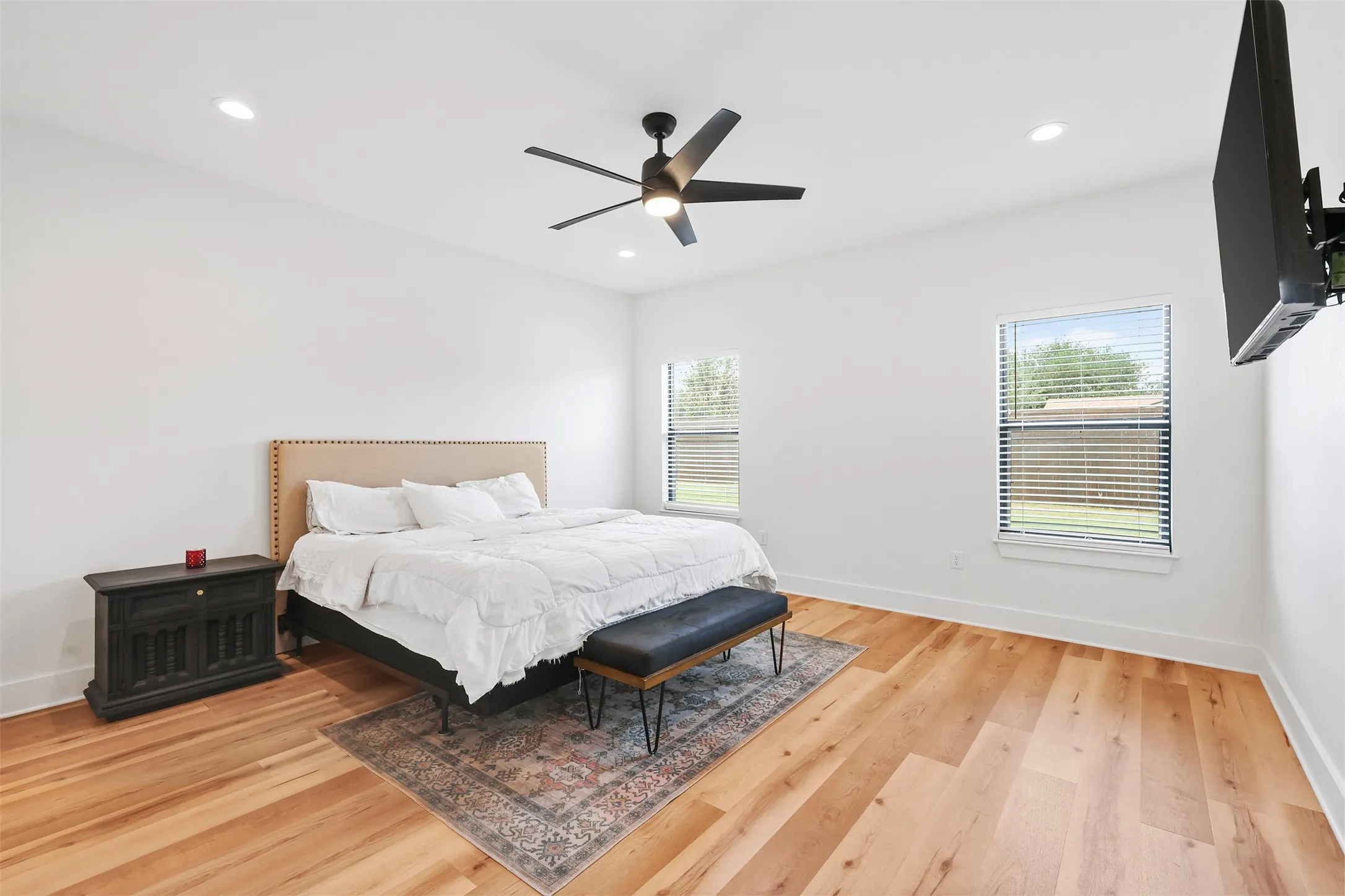 Single Family Residence For Sale in Hopkins County , 11 Nicklaus Drive, Sulphur Springs, Texas 75482, 3 Bedroom, 3 Bathroom, 2 Garage spaces, 2,200 Sqft, built in 2021, Preowned, mls#21175404, Real Estate Agent in Sulphur Springs, Homes For Sale in Hopkins county, Homes For Sale in Sulphur Springs, Realtor in Sulphur Springs Texas, Real Estate Brokerage Independent Realty Texas, Luminita Cordes Realtor