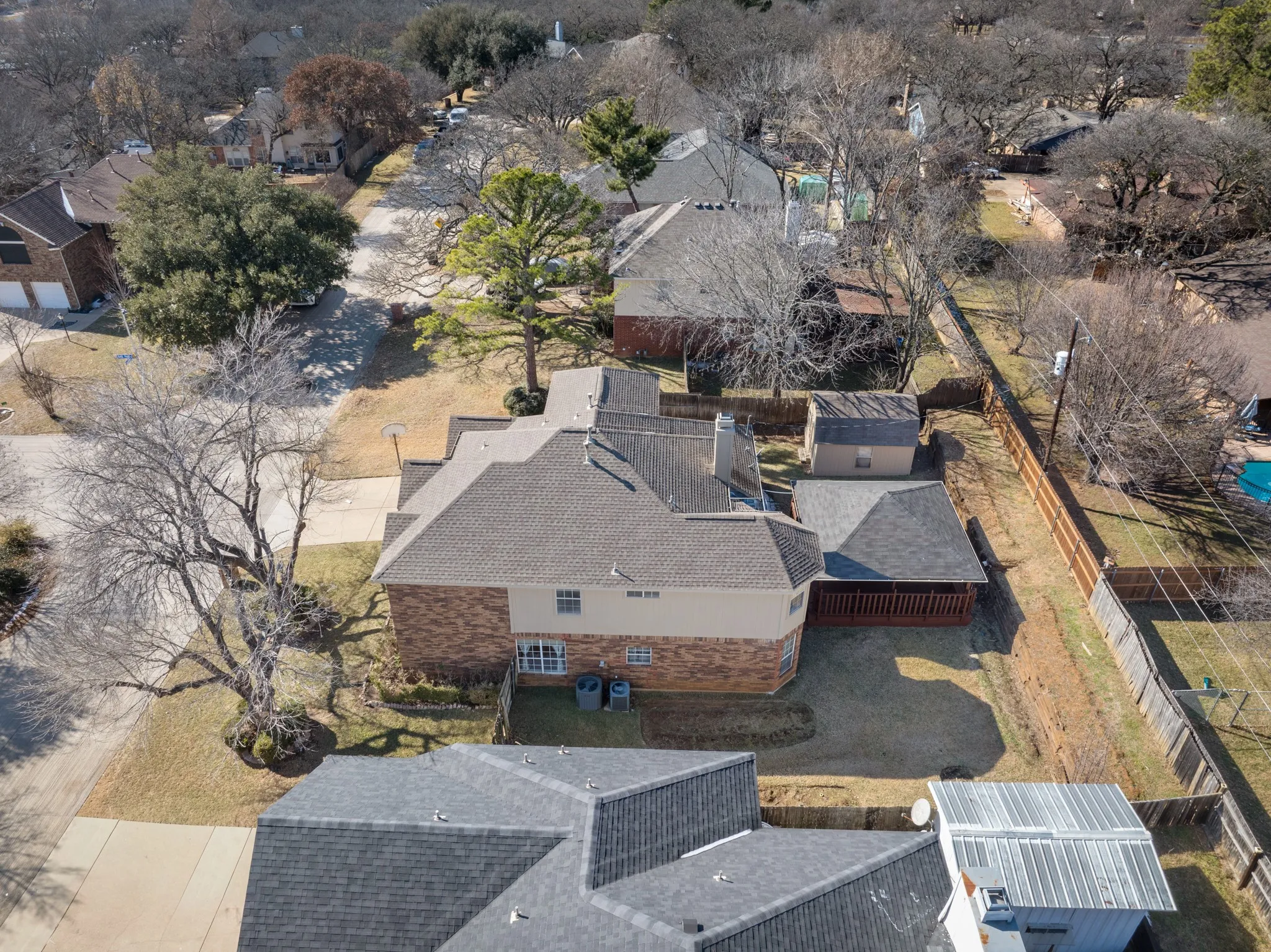 Single Family Residence For Sale in Tarrant County , 4303 Solitude Court, Arlington, Texas 76017, 5 Bedroom, 4 Bathroom, 2 Garage spaces, 2,922 Sqft, built in 1992, Preowned, mls#21167885, Real Estate Agent in Arlington, Homes For Sale in Tarrant county, Homes For Sale in Arlington, Realtor in Arlington Texas, Real Estate Brokerage Independent Realty Texas, Luminita Cordes Realtor