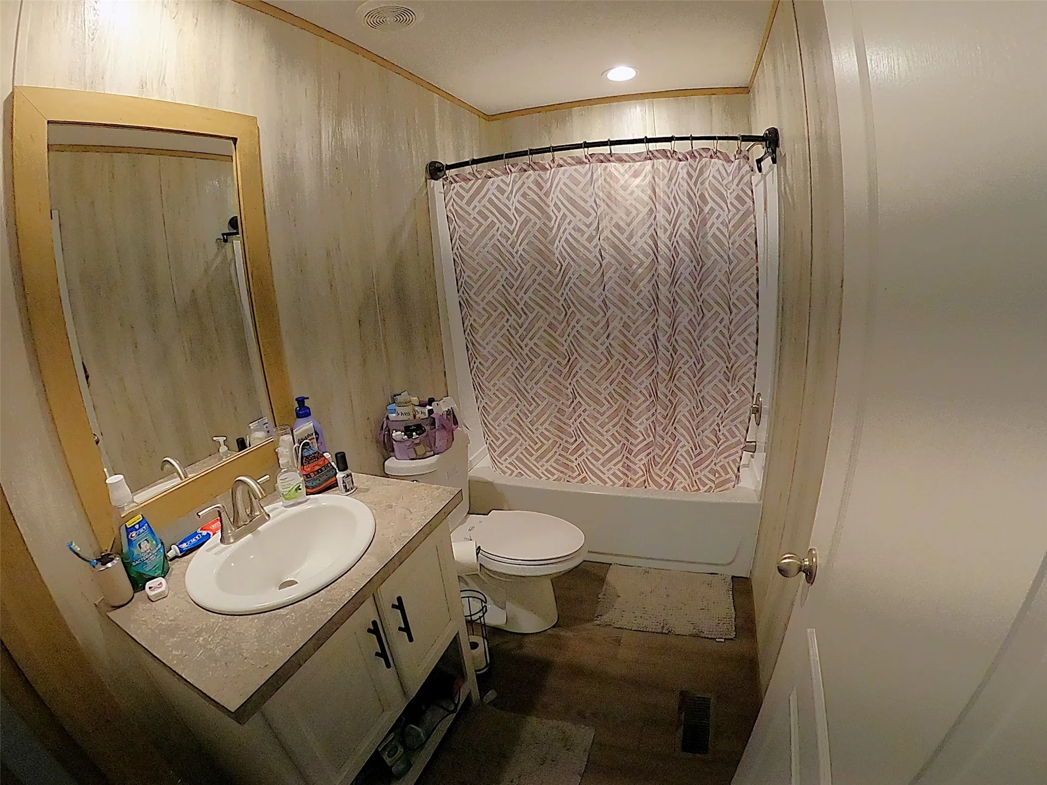 Hall-Guest Bath