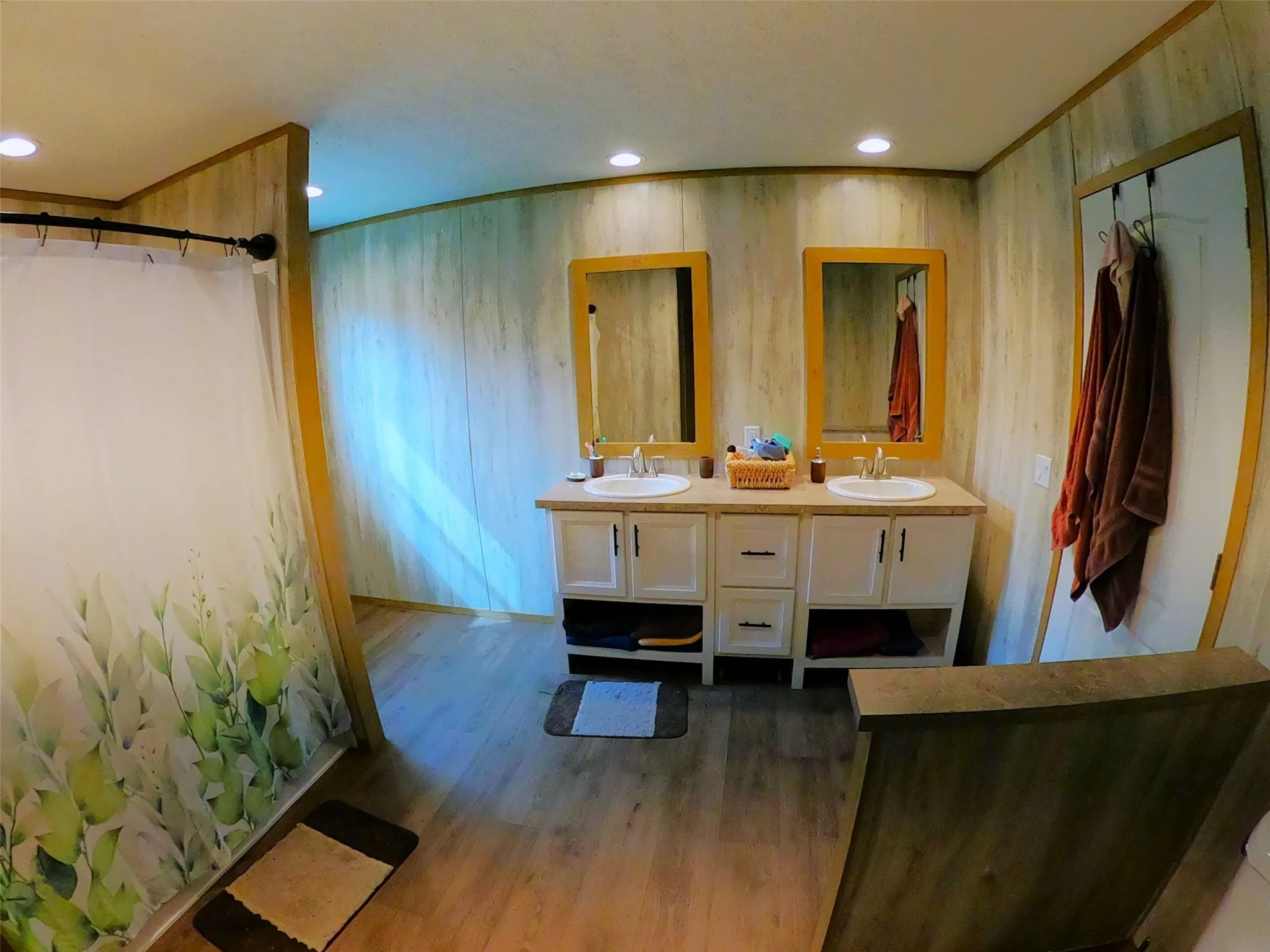 Manufactured Home For Sale in Upshur County , 141 Tanglewood Drive, Gilmer, Texas 75645, 4 Bedroom, 2 Bathroom, 2 Garage spaces, 1,904 Sqft, built in 2021, mls#21175439, Real Estate Agent in Gilmer, Homes For Sale in Upshur county, Homes For Sale in Gilmer, Realtor in Gilmer Texas, Real Estate Brokerage Independent Realty Texas, Luminita Cordes Realtor