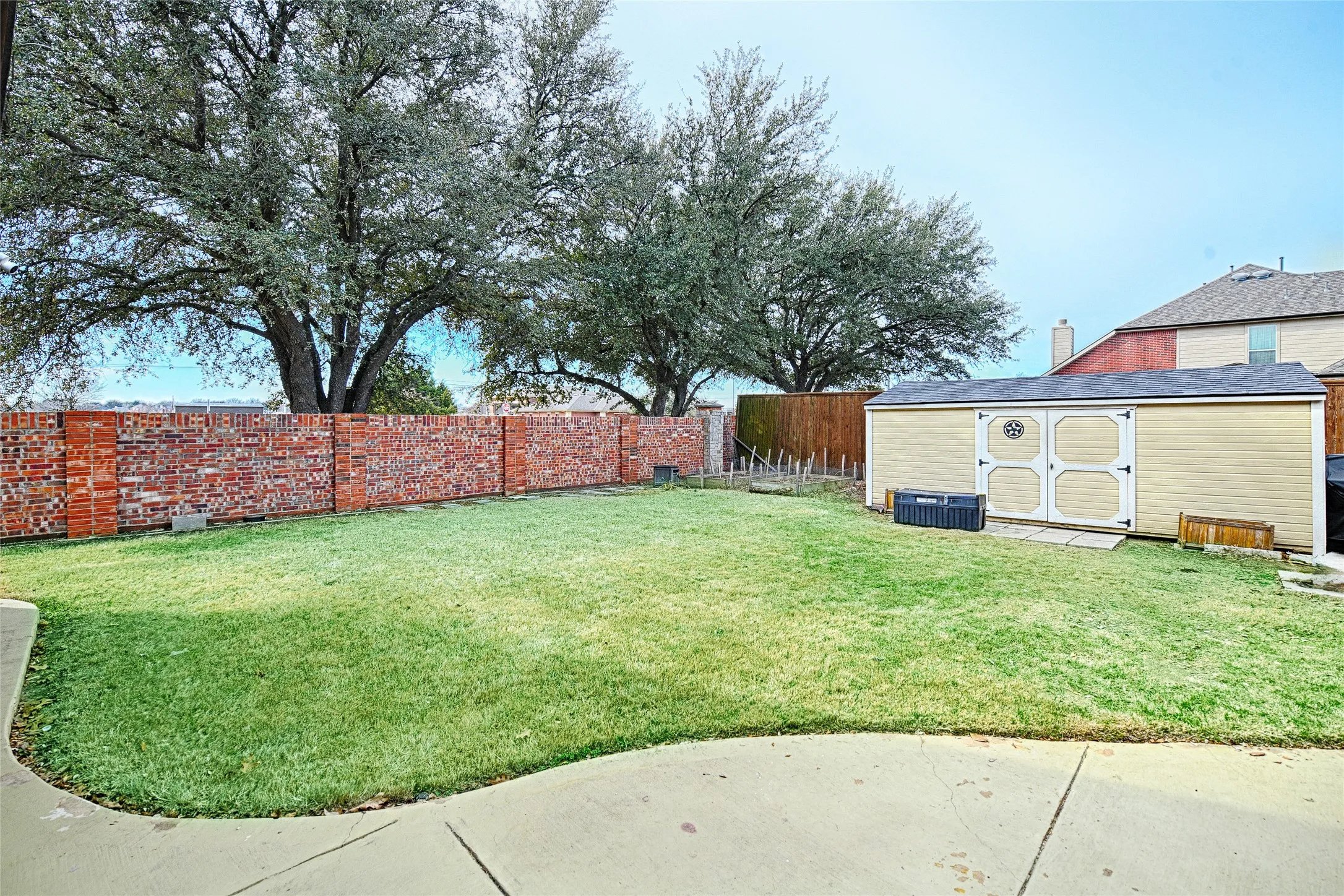 Single Family Residence For Sale in Collin County , 9001 Culberson Drive, Plano, Texas 75025, 5 Bedroom, 3 Bathroom, 2 Garage spaces, 3,335 Sqft, built in 2001, Preowned, mls#21174828, Real Estate Agent in Plano, Homes For Sale in Collin county, Homes For Sale in Plano, Realtor in Plano Texas, Real Estate Brokerage Independent Realty Texas, Luminita Cordes Realtor