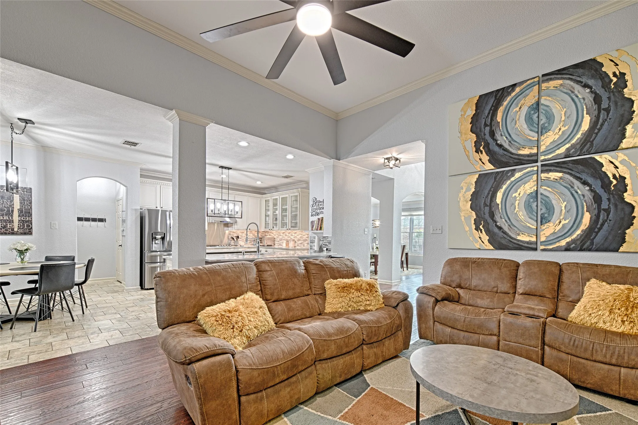 Single Family Residence For Sale in Collin County , 9001 Culberson Drive, Plano, Texas 75025, 5 Bedroom, 3 Bathroom, 2 Garage spaces, 3,335 Sqft, built in 2001, Preowned, mls#21174828, Real Estate Agent in Plano, Homes For Sale in Collin county, Homes For Sale in Plano, Realtor in Plano Texas, Real Estate Brokerage Independent Realty Texas, Luminita Cordes Realtor