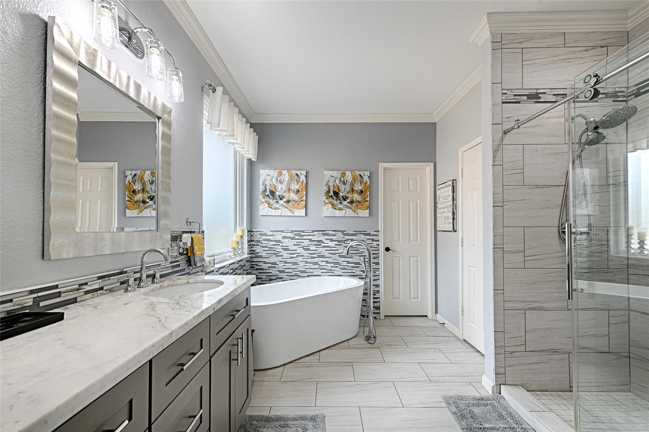 Single Family Residence For Sale in Collin County , 9001 Culberson Drive, Plano, Texas 75025, 5 Bedroom, 3 Bathroom, 2 Garage spaces, 3,335 Sqft, built in 2001, Preowned, mls#21174828, Real Estate Agent in Plano, Homes For Sale in Collin county, Homes For Sale in Plano, Realtor in Plano Texas, Real Estate Brokerage Independent Realty Texas, Luminita Cordes Realtor