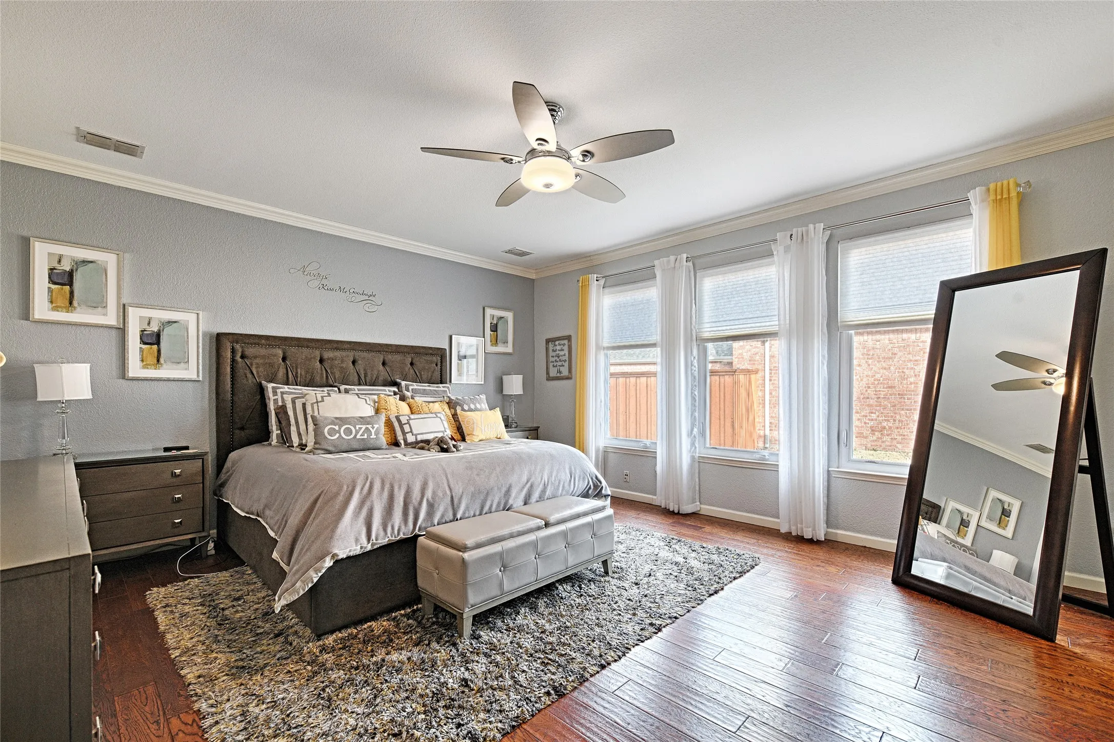Single Family Residence For Sale in Collin County , 9001 Culberson Drive, Plano, Texas 75025, 5 Bedroom, 3 Bathroom, 2 Garage spaces, 3,335 Sqft, built in 2001, Preowned, mls#21174828, Real Estate Agent in Plano, Homes For Sale in Collin county, Homes For Sale in Plano, Realtor in Plano Texas, Real Estate Brokerage Independent Realty Texas, Luminita Cordes Realtor