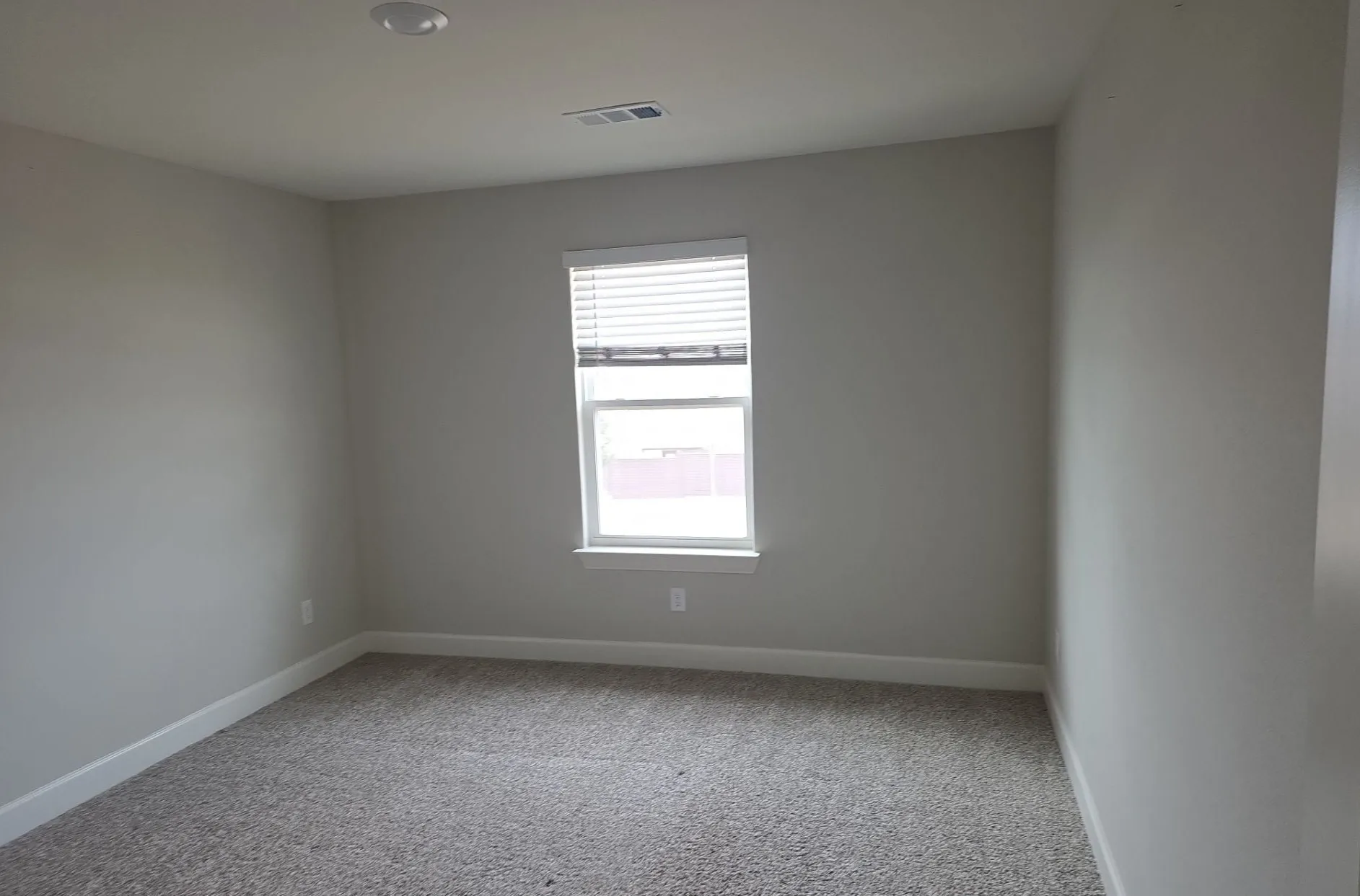 Single Family Residence For Sale in Tarrant County , 1100 Sleepy Owl Lane, Fort Worth, Texas 76108, 4 Bedroom, 3 Bathroom, 2 Garage spaces, 2,202 Sqft, built in 2023, Preowned, Price $285,000, mls#21175593, Real Estate Agent in Fort Worth, Homes For Sale in Tarrant county, Homes For Sale in Fort Worth, Realtor in Fort Worth Texas, Real Estate Brokerage Independent Realty Texas, Luminita Cordes Realtor