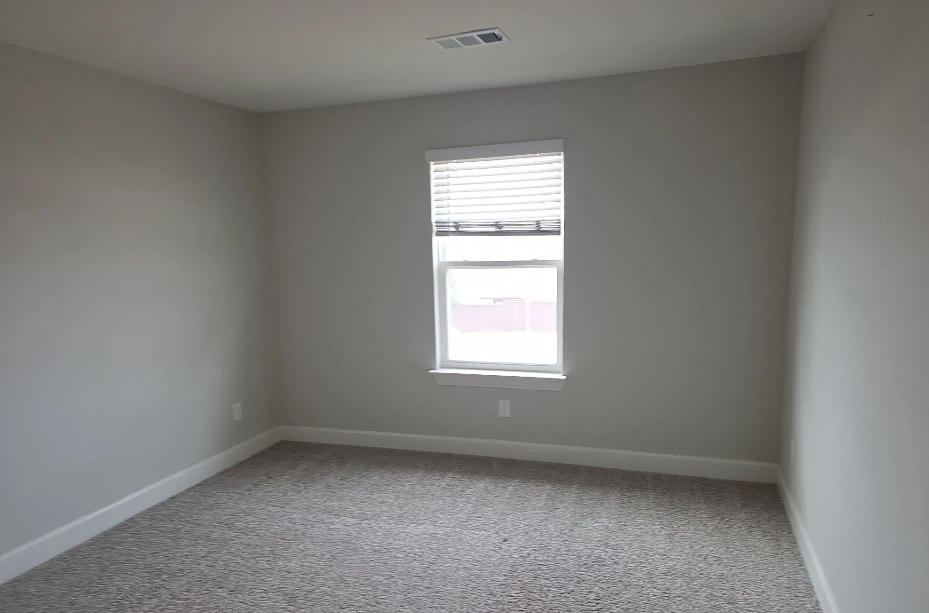 Single Family Residence For Sale in Tarrant County , 1100 Sleepy Owl Lane, Fort Worth, Texas 76108, 4 Bedroom, 3 Bathroom, 2 Garage spaces, 2,202 Sqft, built in 2023, Preowned, Price $285,000, mls#21175593, Real Estate Agent in Fort Worth, Homes For Sale in Tarrant county, Homes For Sale in Fort Worth, Realtor in Fort Worth Texas, Real Estate Brokerage Independent Realty Texas, Luminita Cordes Realtor