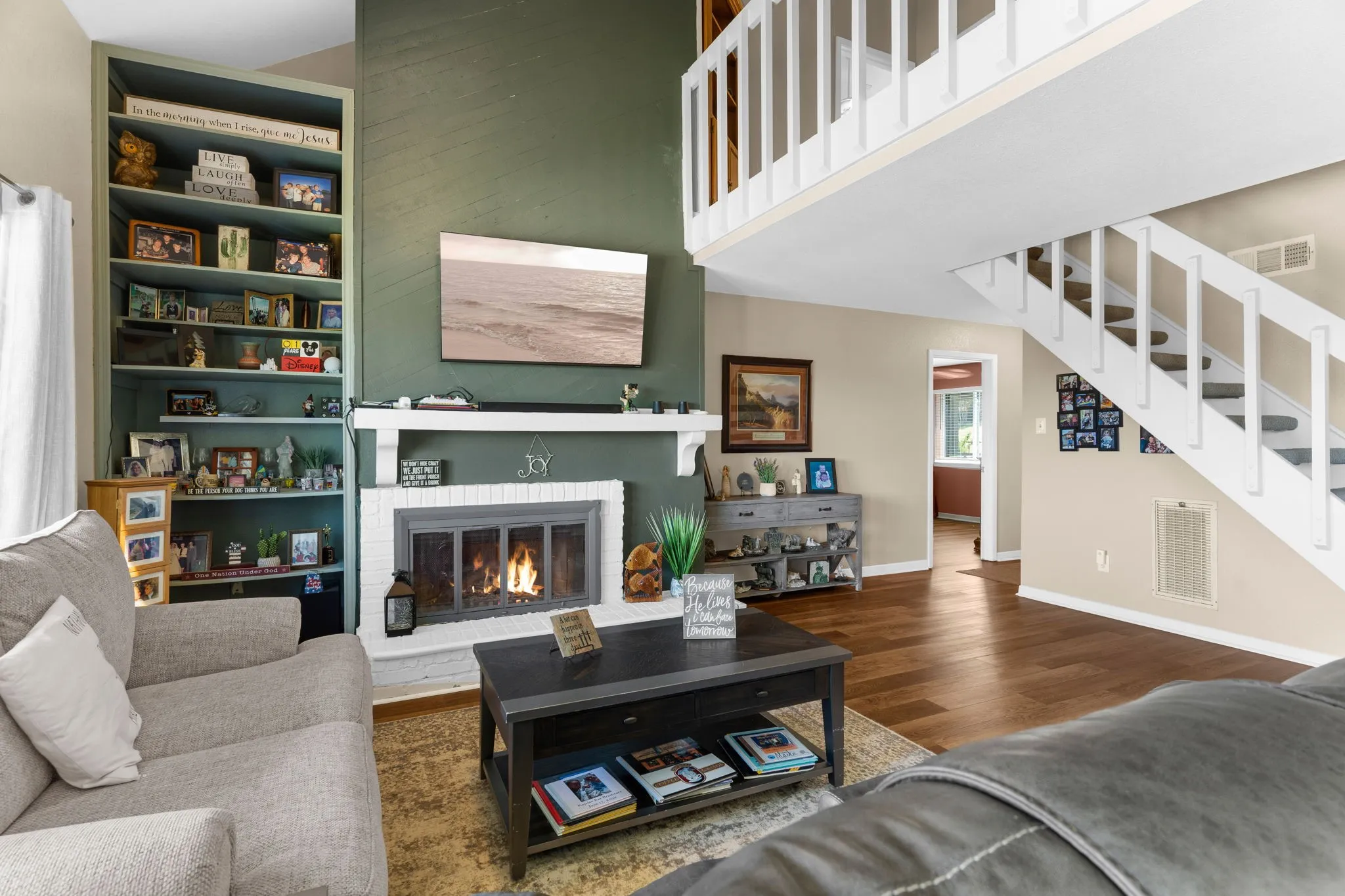 Condominium For Sale in Rockwall County , 814 Signal Ridge Place, Rockwall, Texas 75032, 3 Bedrooms, 3 Bathrooms, Garage spaces, 1,841 Sqft, built in 1983, Price $274,900, mls#21174473, Real Estate Agent in Rockwall, Homes For Sale in Rockwall county, Homes For Sale in Rockwall, Realtor in Rockwall Texas, Real Estate Brokerage Independent Realty Texas, Luminita Cordes Realtor