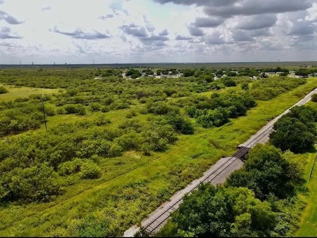 Unimproved Land For Sale in Wichita County , 3901 Lenore Drive, Wichita Falls, Texas 76306, 0, 0, Garage spaces, 0 Sqft, built in 0, mls#21175652, Real Estate Agent in Wichita Falls, Homes For Sale in Wichita county, Homes For Sale in Wichita Falls, Realtor in Wichita Falls Texas, Real Estate Brokerage Independent Realty Texas, Luminita Cordes Realtor